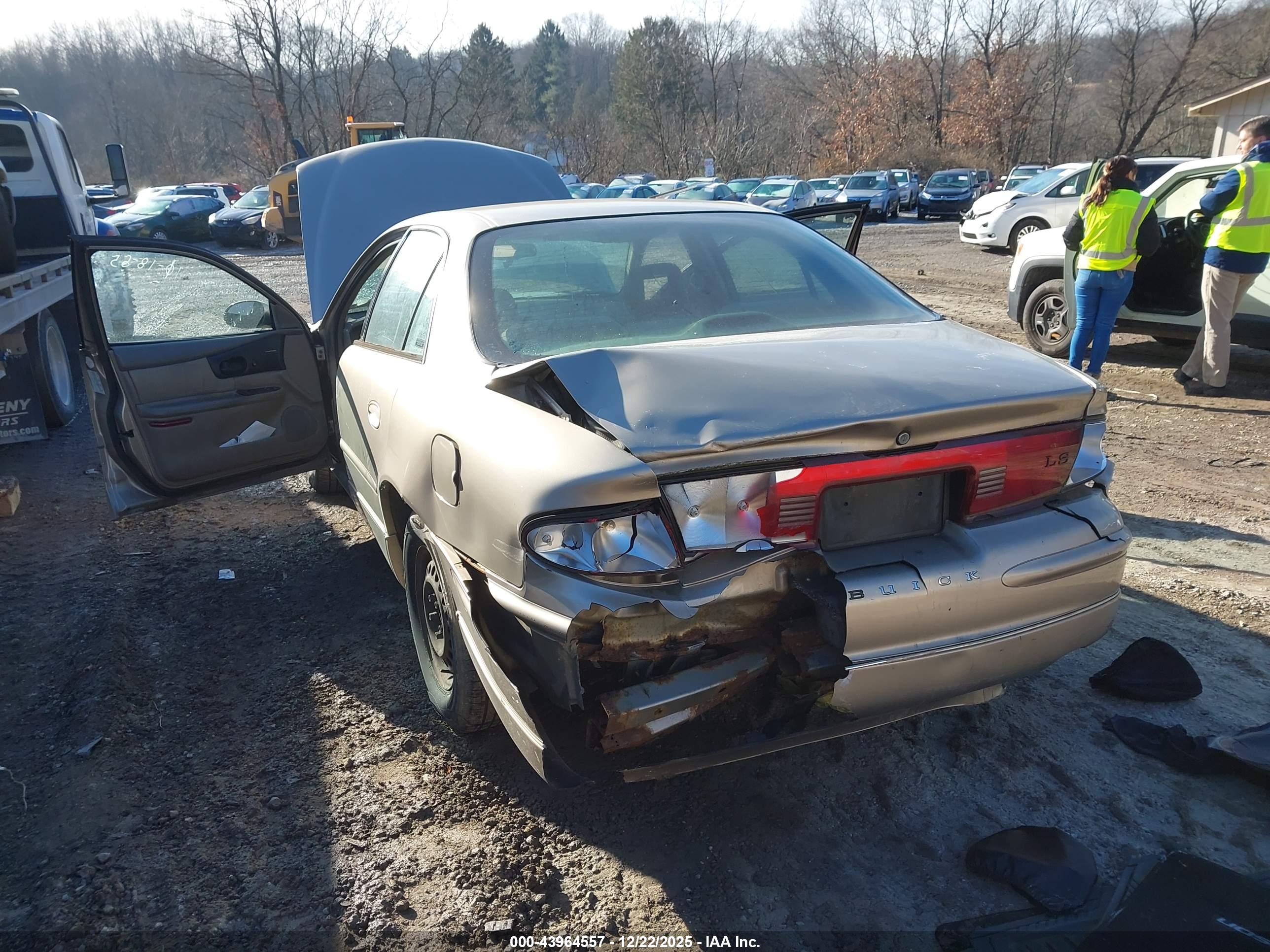 BUICK REGAL image 6