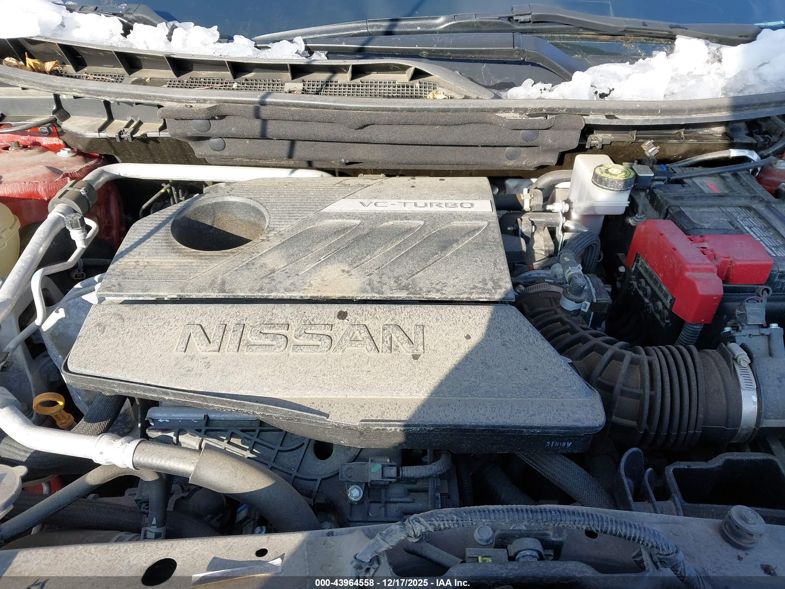 NISSAN ROGUE image 10
