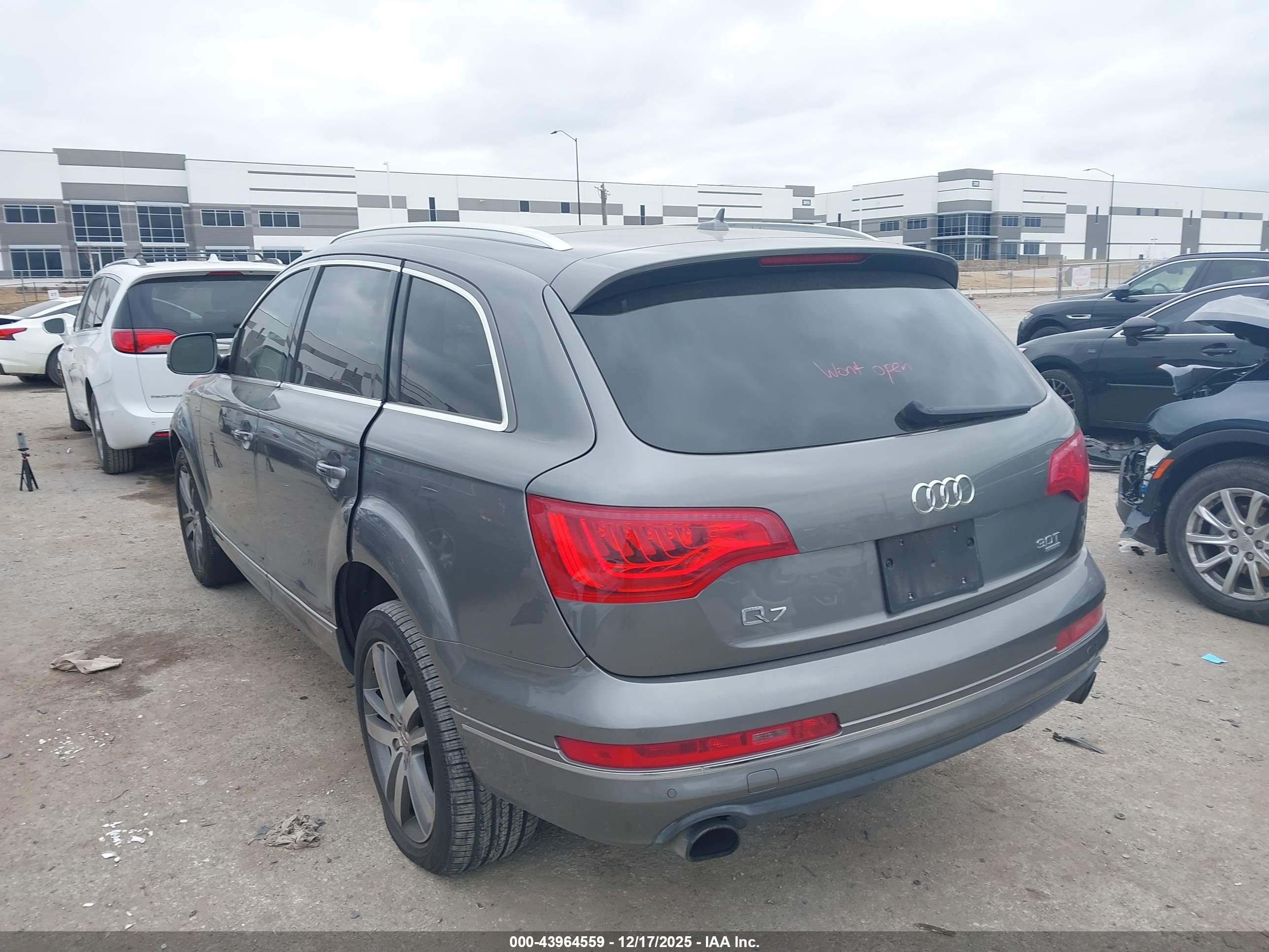 AUDI Q7 image 3
