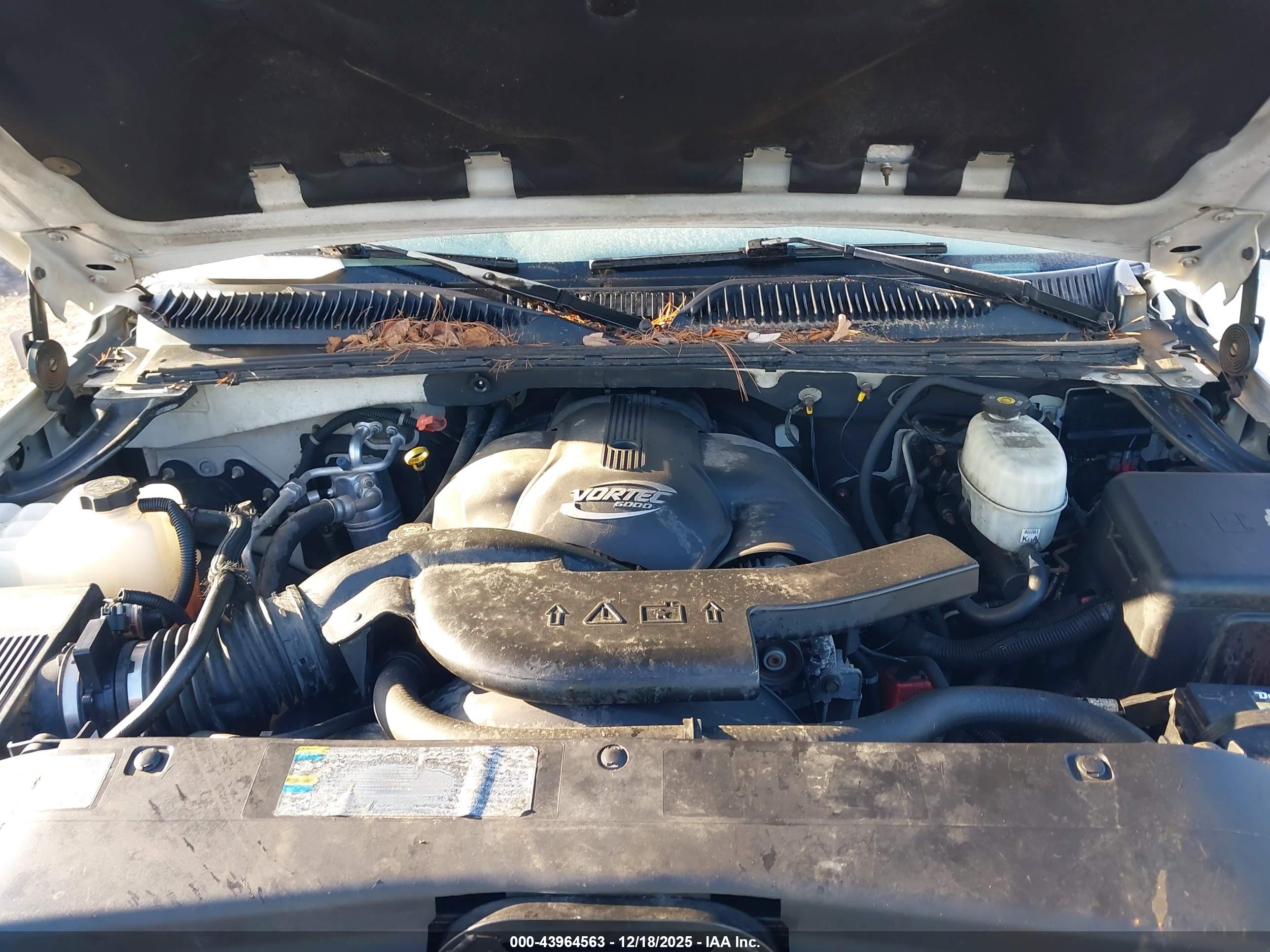 CADILLAC ESCALADE image 10