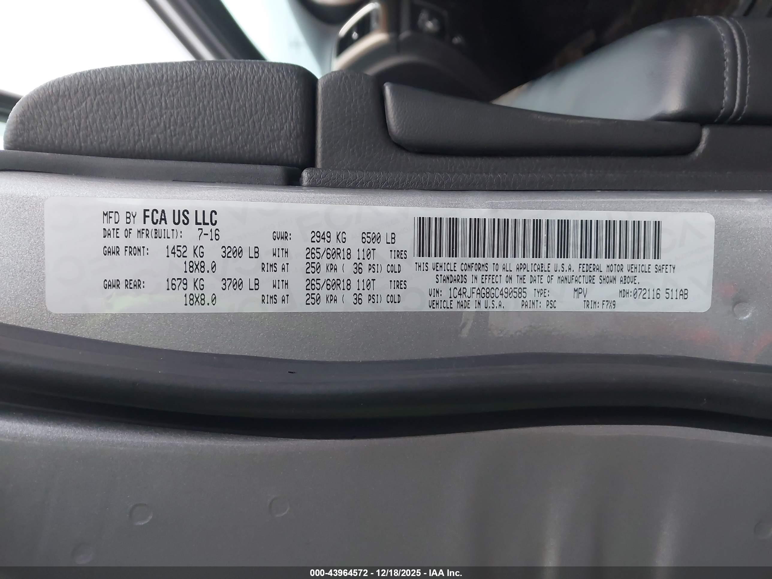 JEEP GRAND image 9