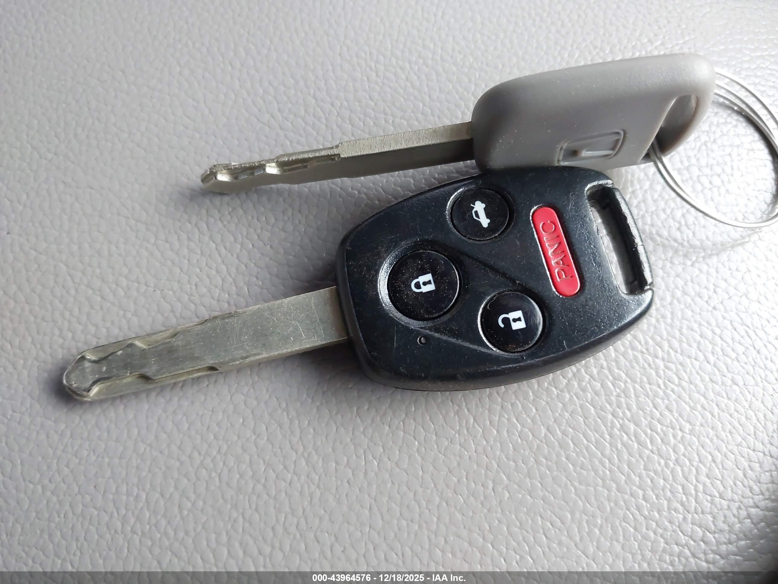 HONDA CIVIC image 11