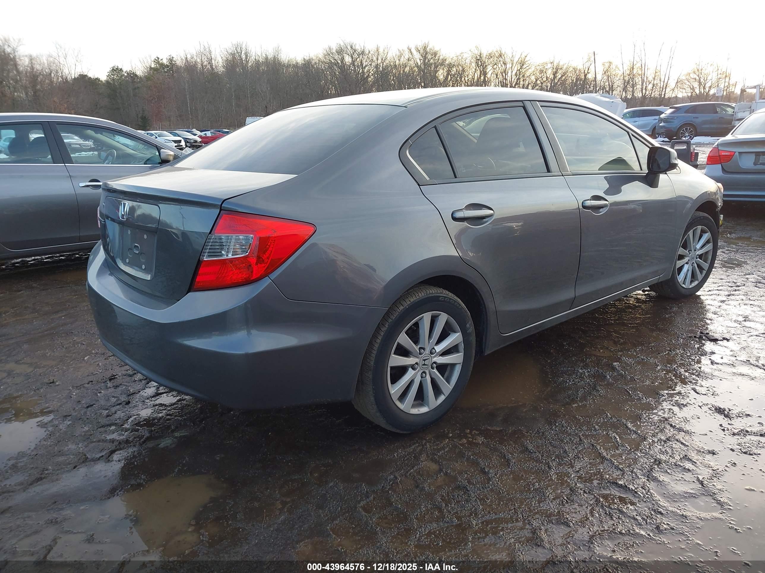 HONDA CIVIC image 4