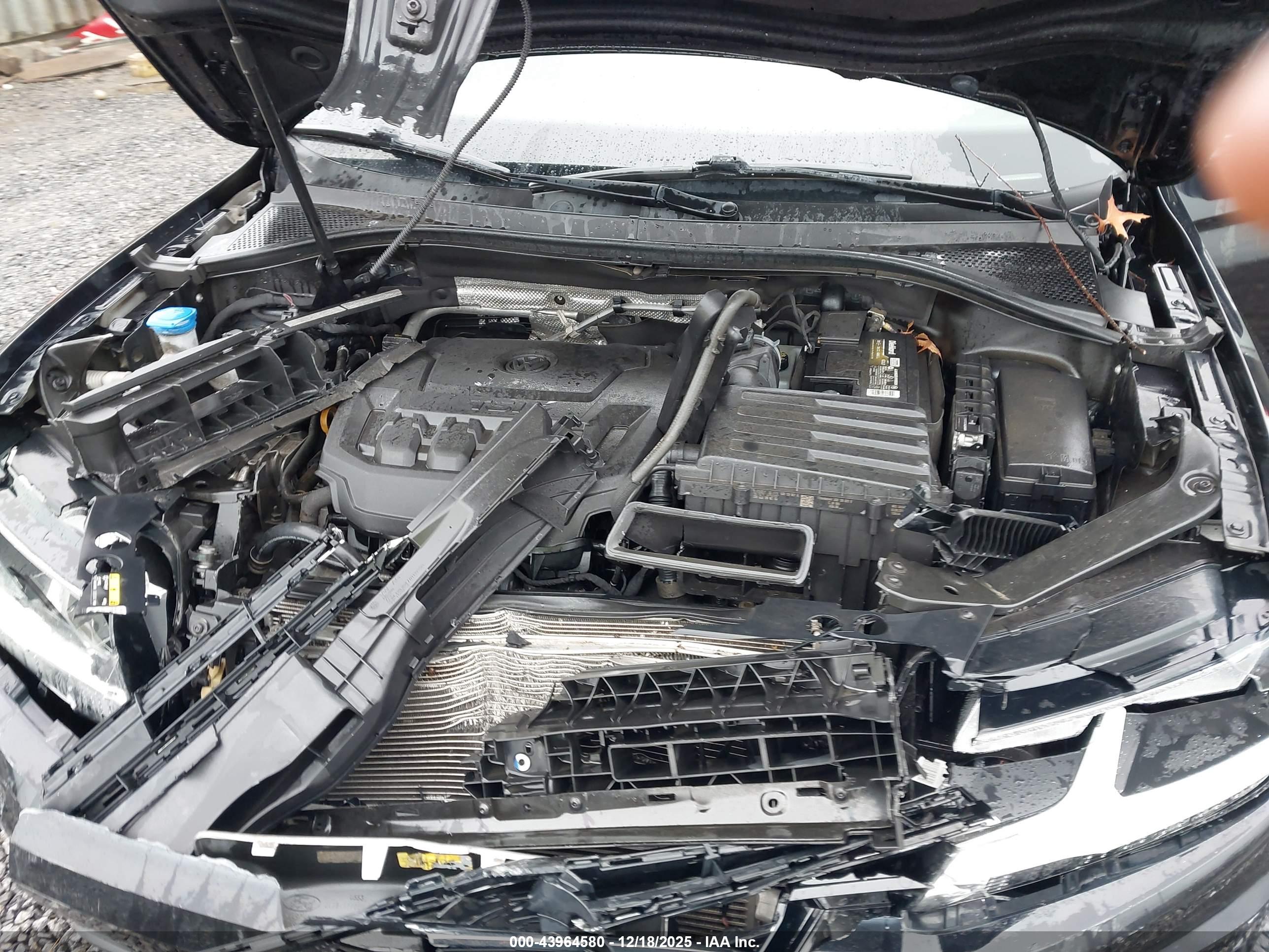 VOLKSWAGEN TIGUAN image 10