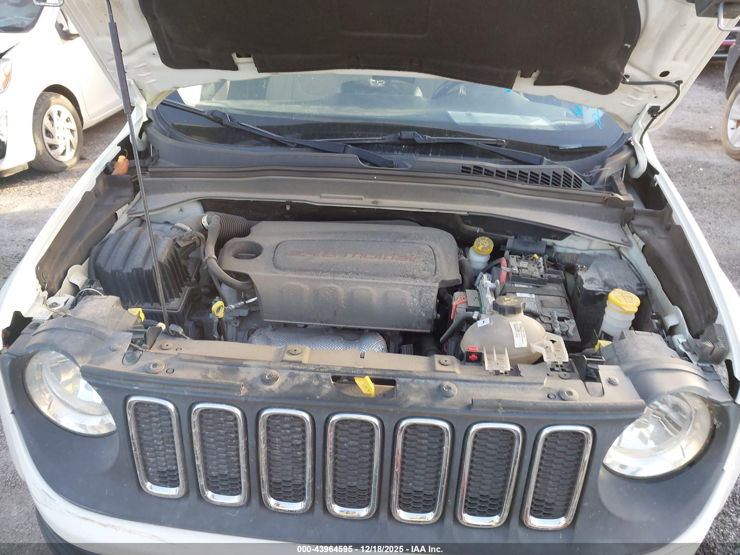JEEP RENEGADE image 10