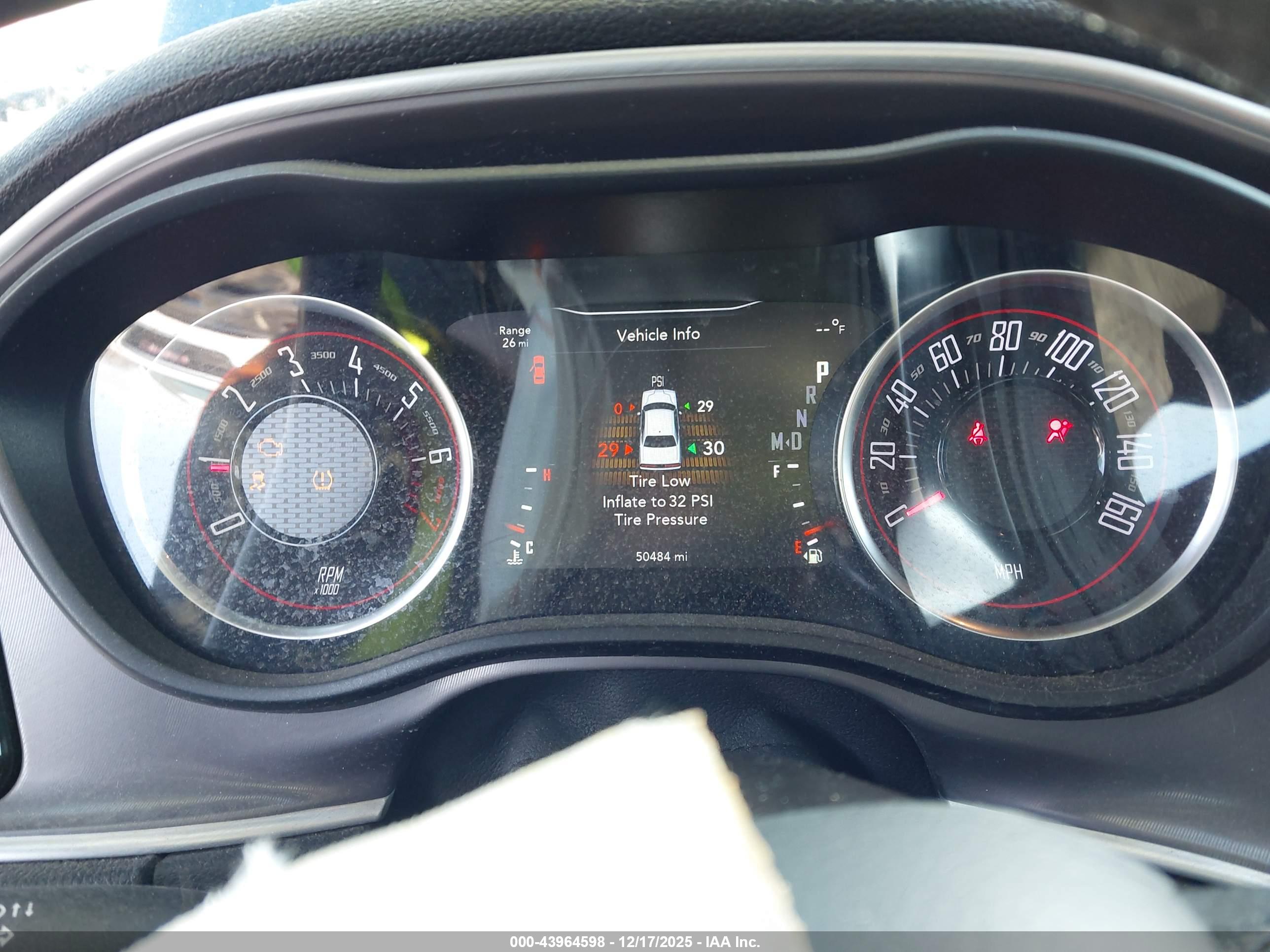 DODGE CHALLENGER image 7