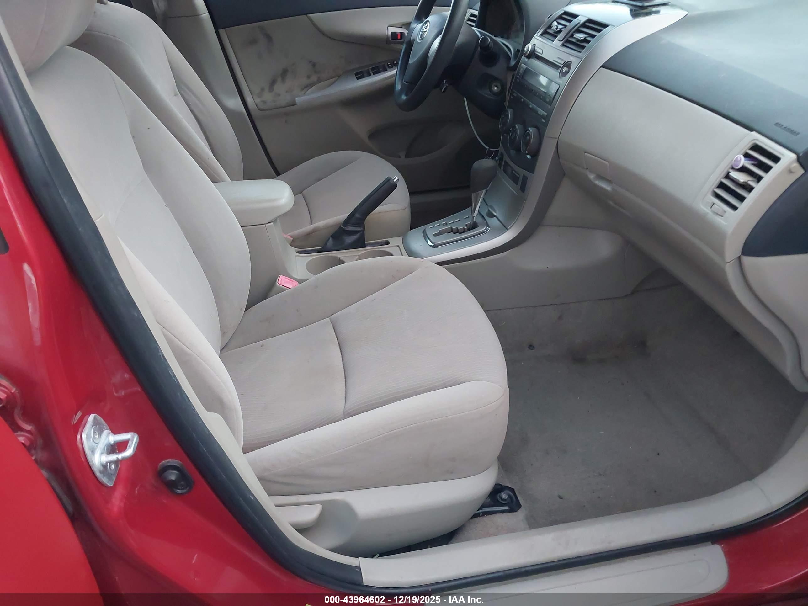 TOYOTA COROLLA image 5