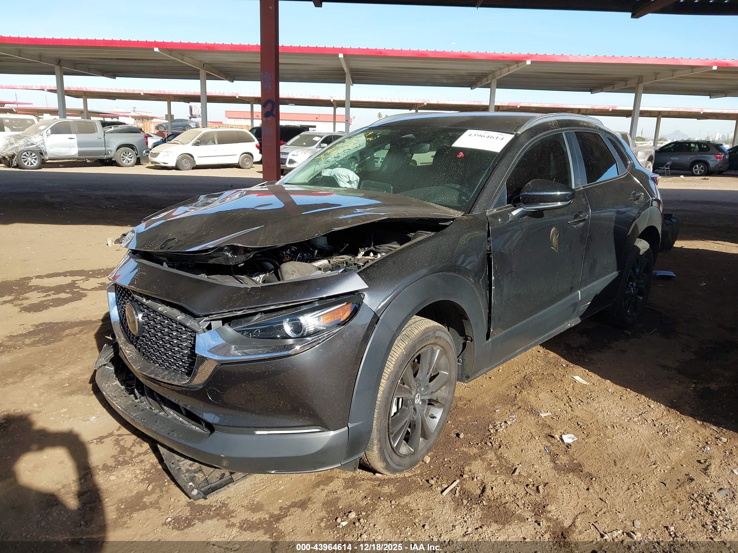 MAZDA CX-30 image 2