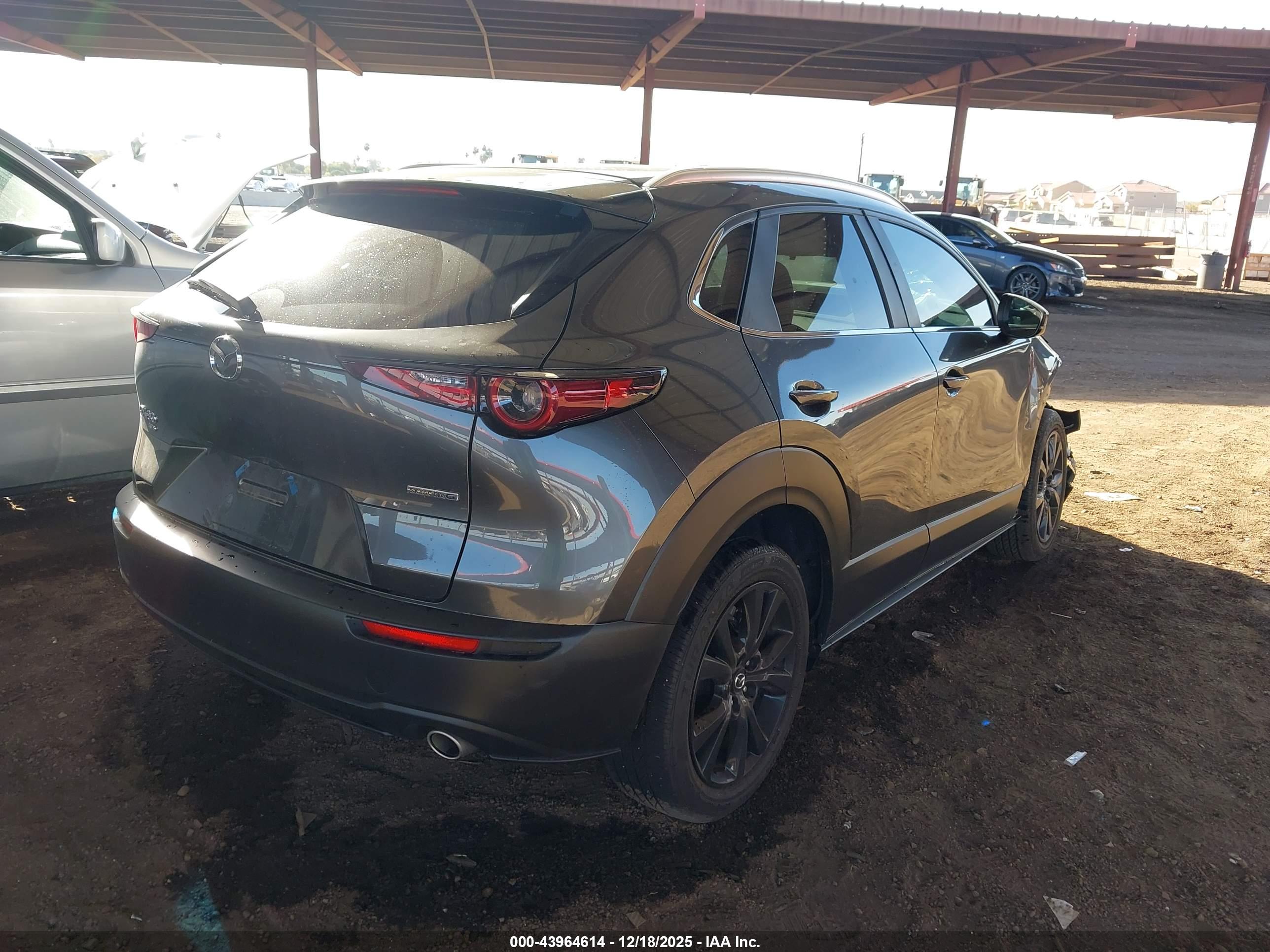 MAZDA CX-30 image 4