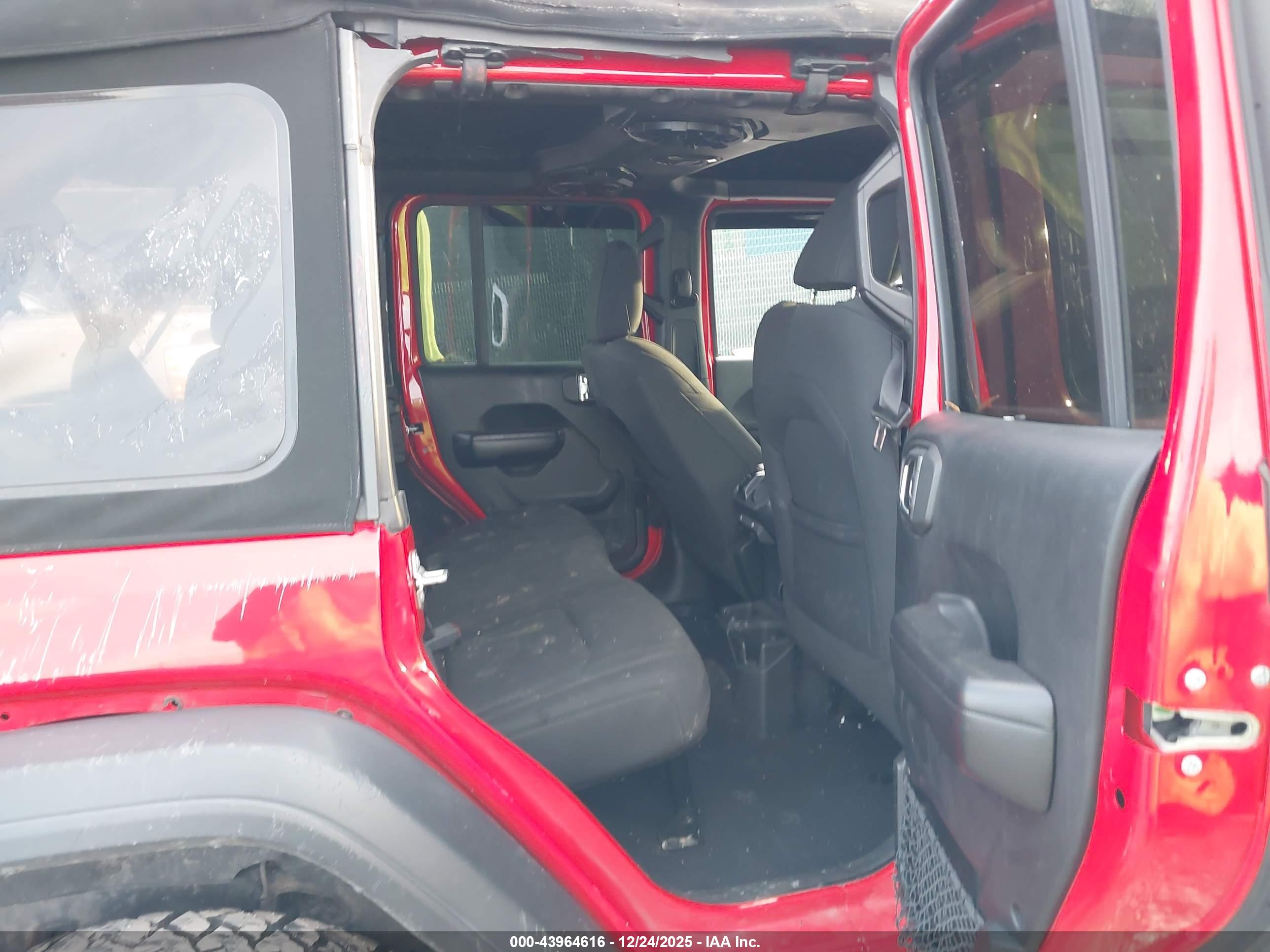 JEEP WRANGLER image 8