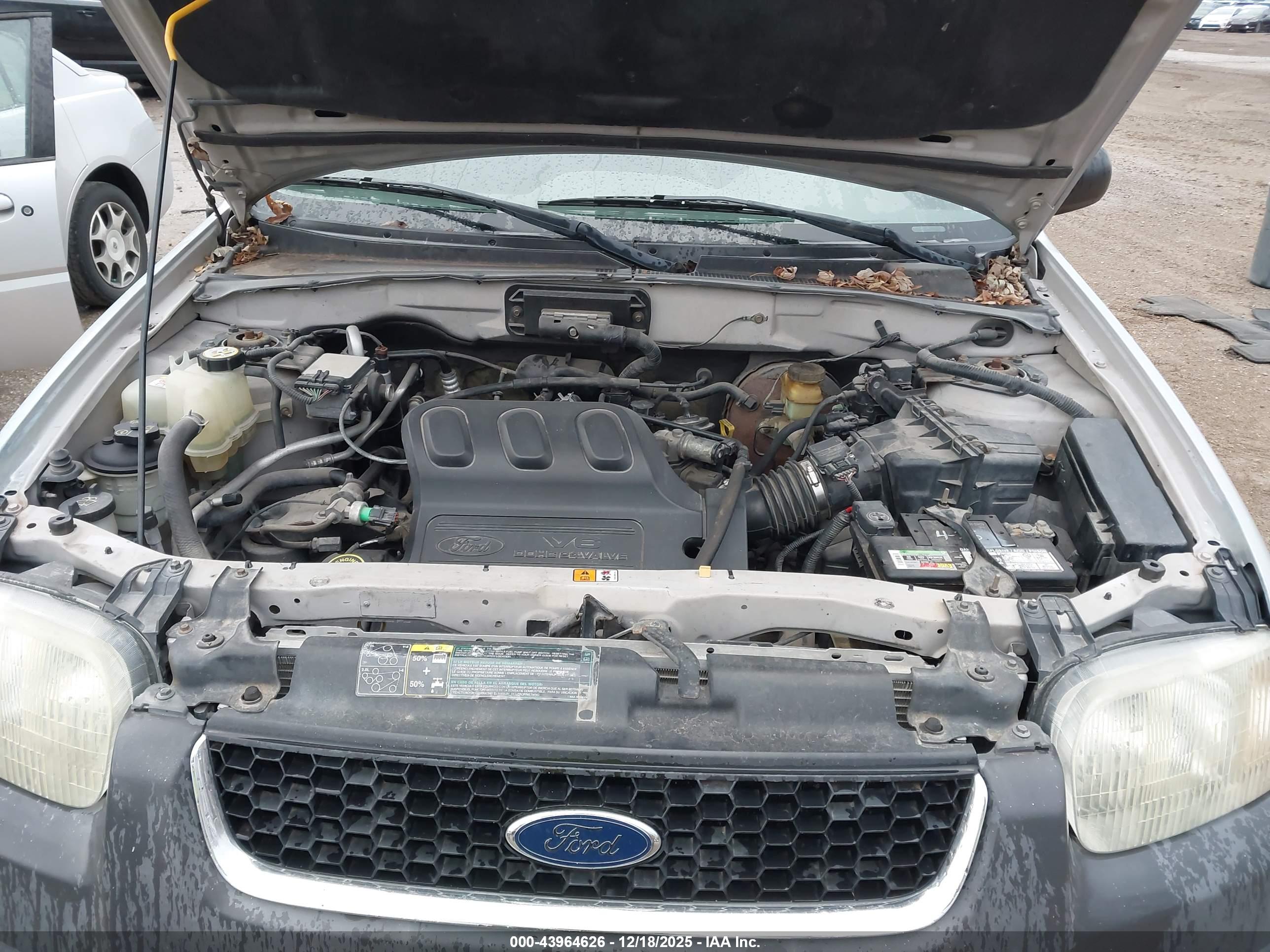 FORD ESCAPE image 10