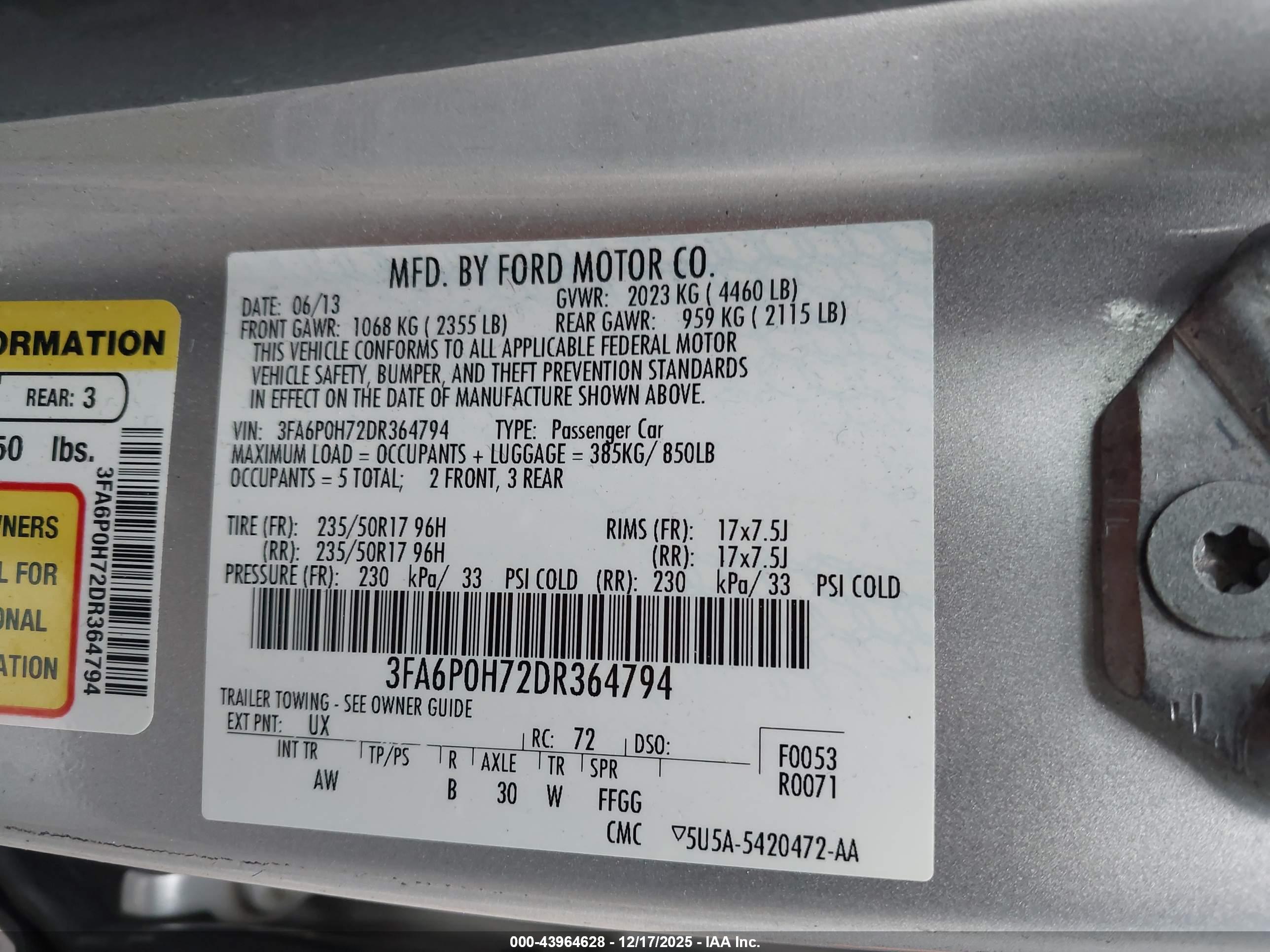 FORD FUSION image 9