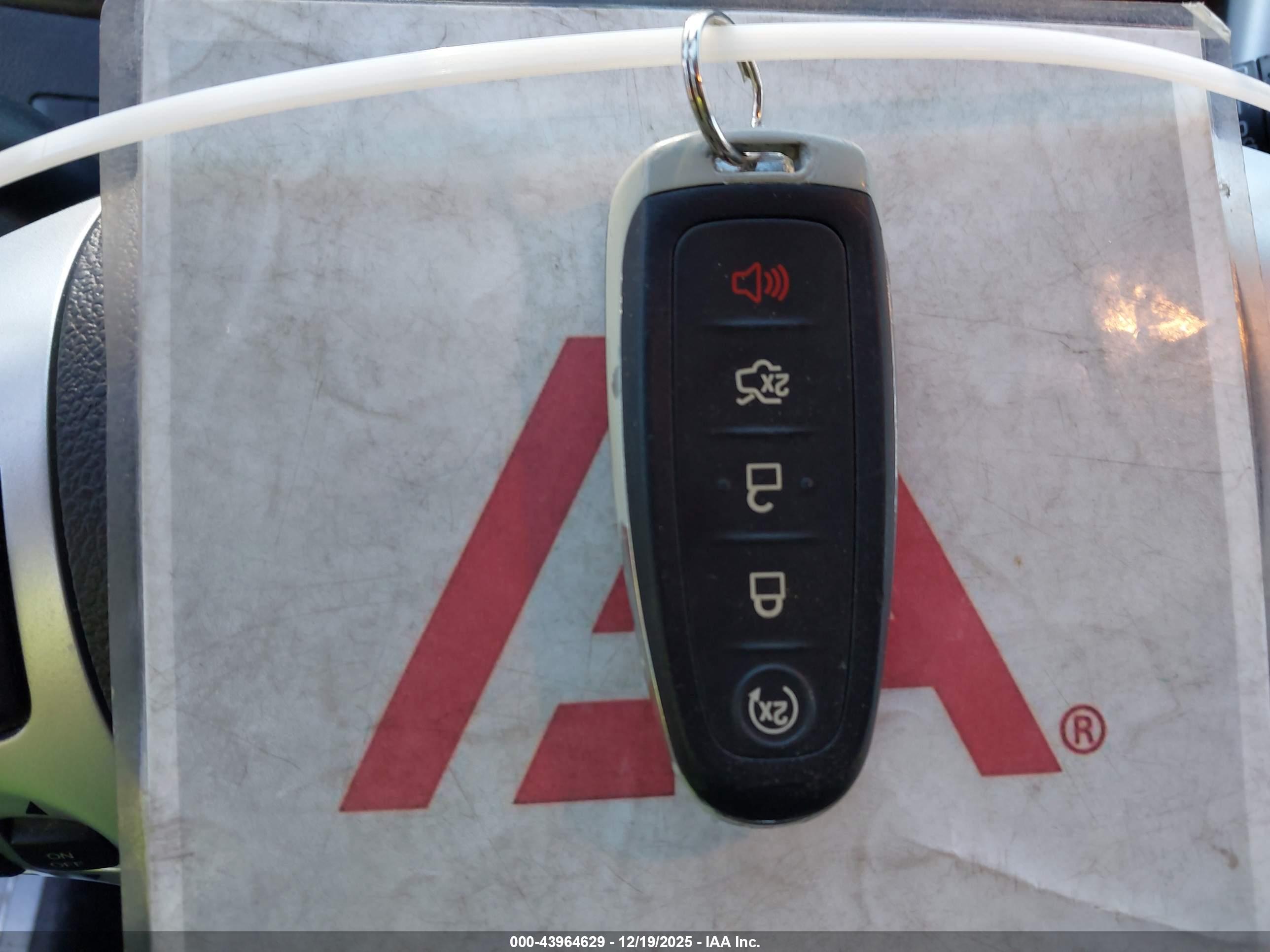 FORD EDGE image 11