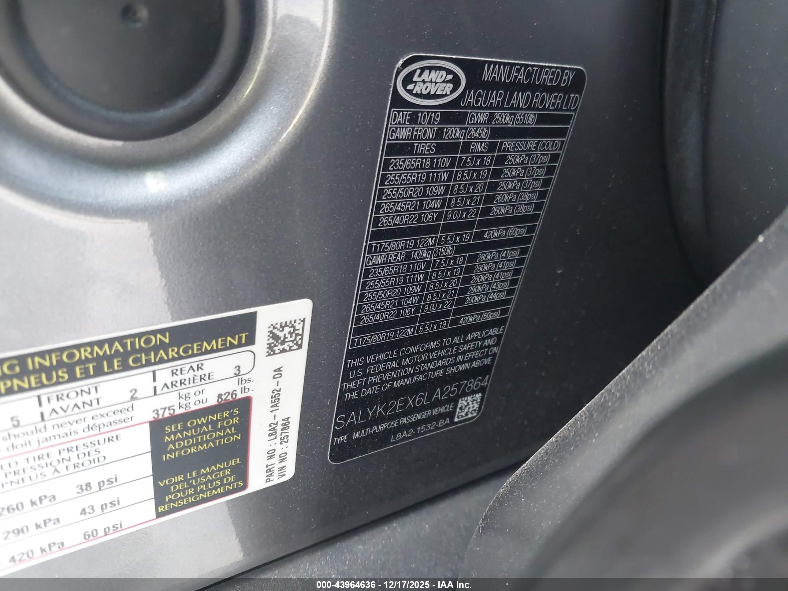 LAND ROVER image 9