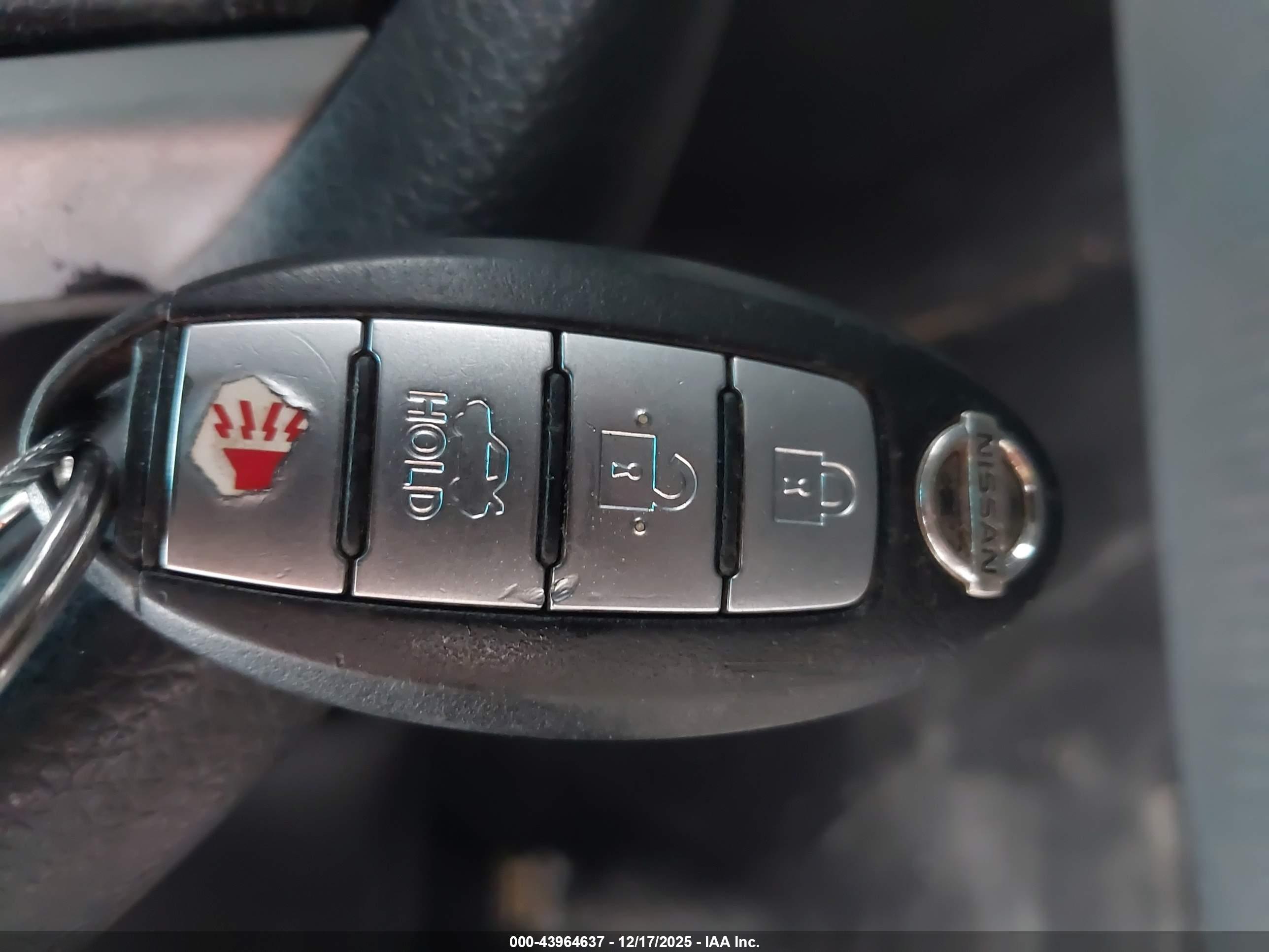 NISSAN ALTIMA image 11