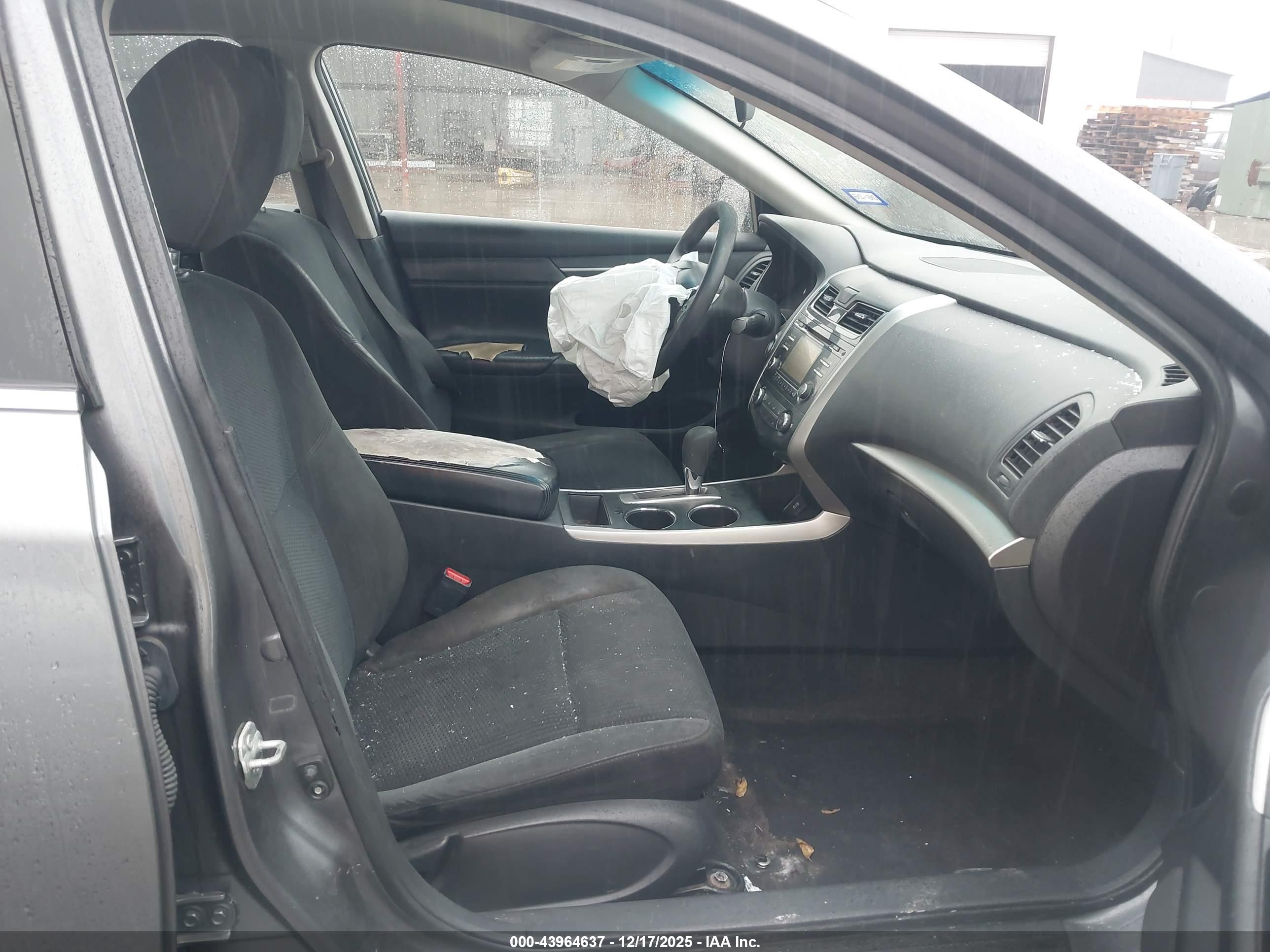 NISSAN ALTIMA image 5