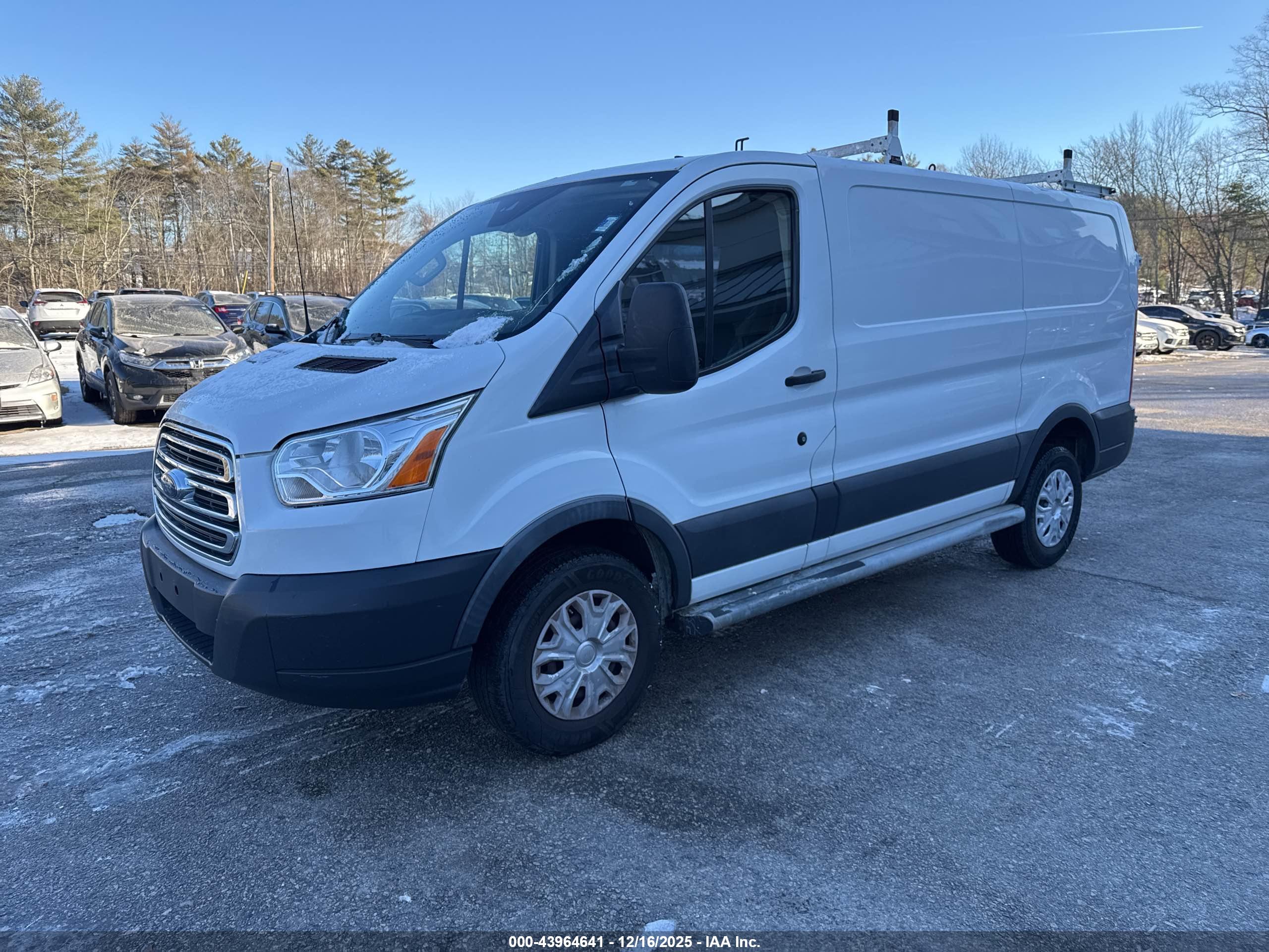 FORD TRANSIT-250 image 2