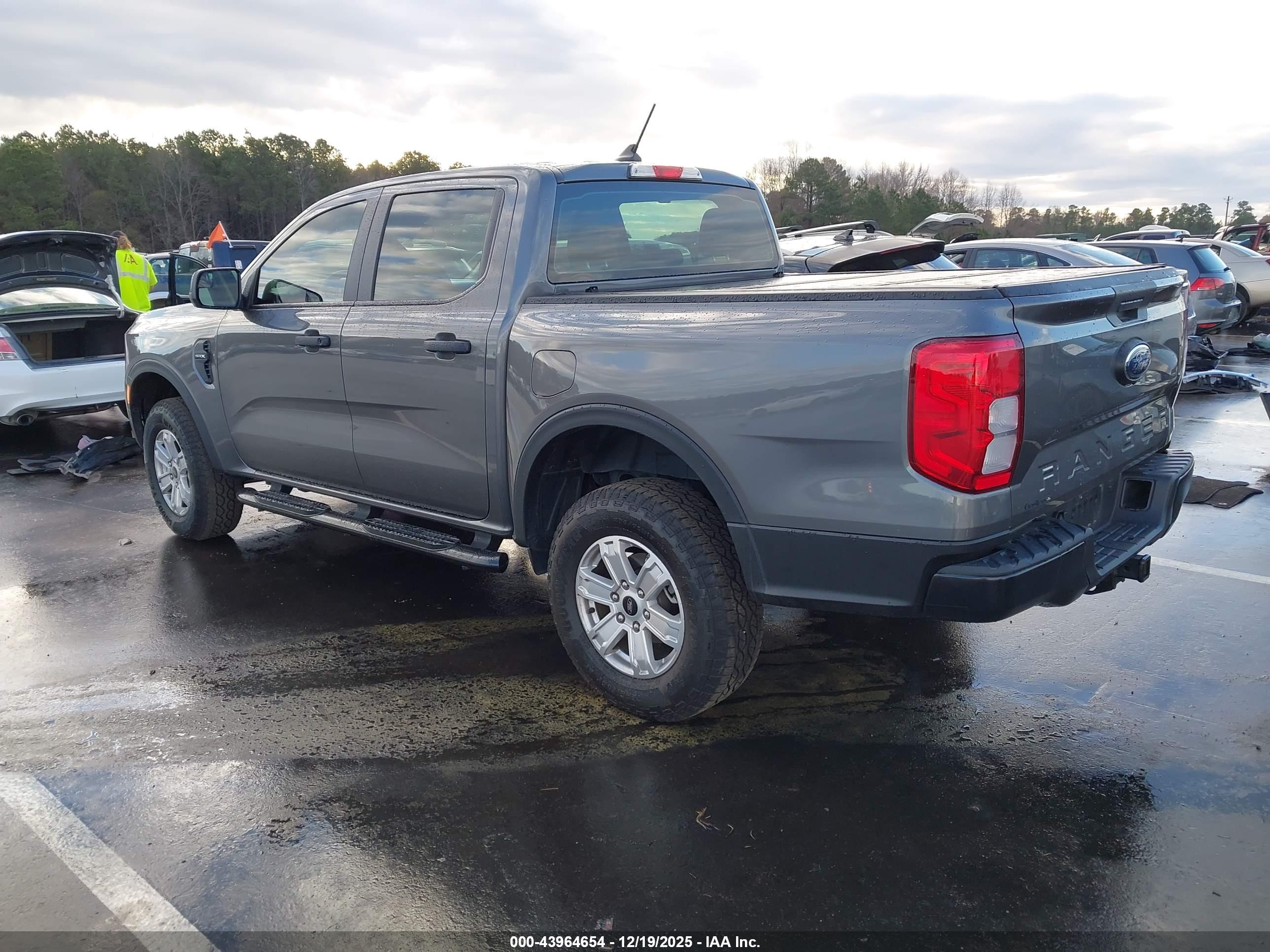FORD RANGER image 3