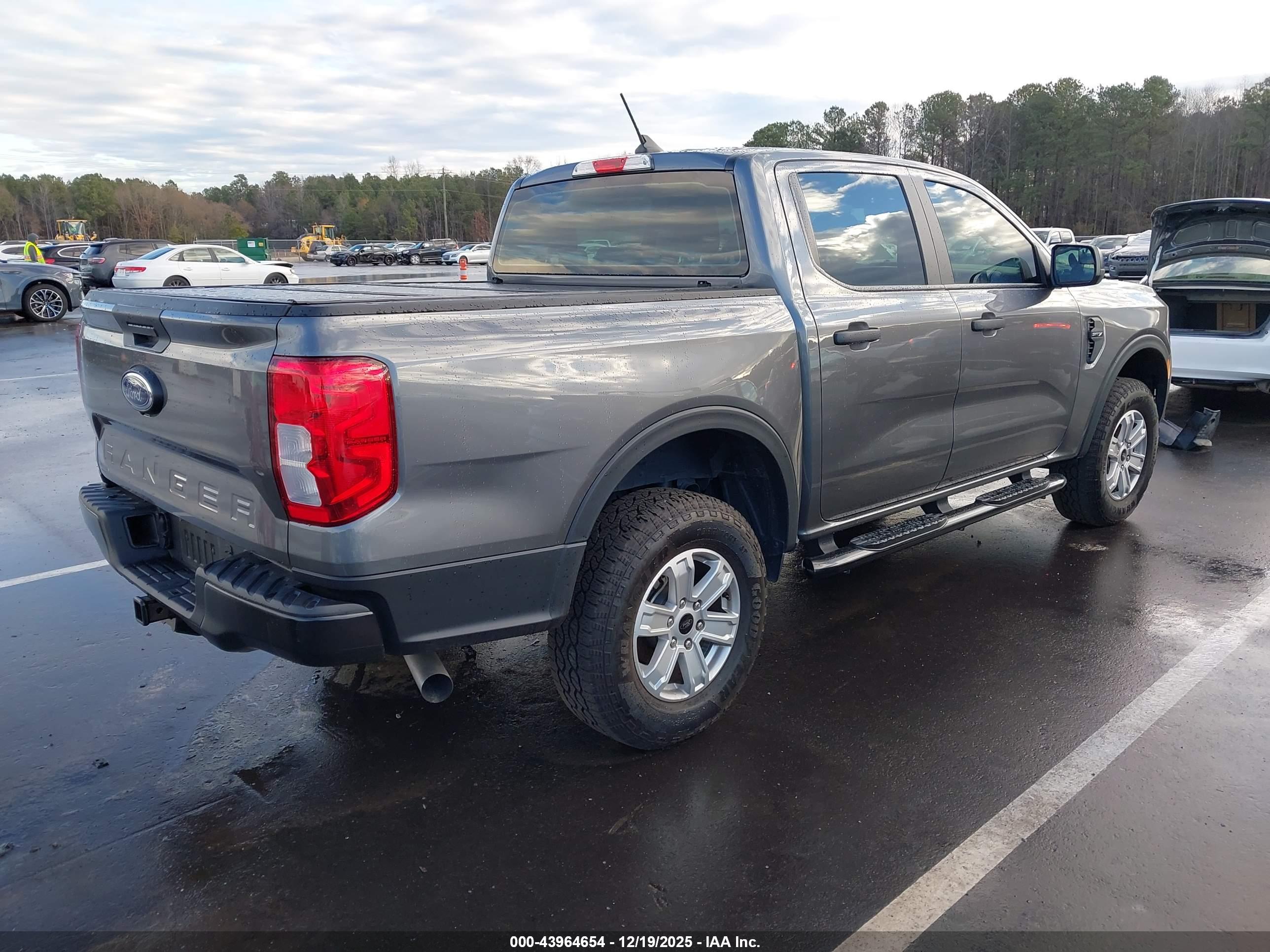 FORD RANGER image 4