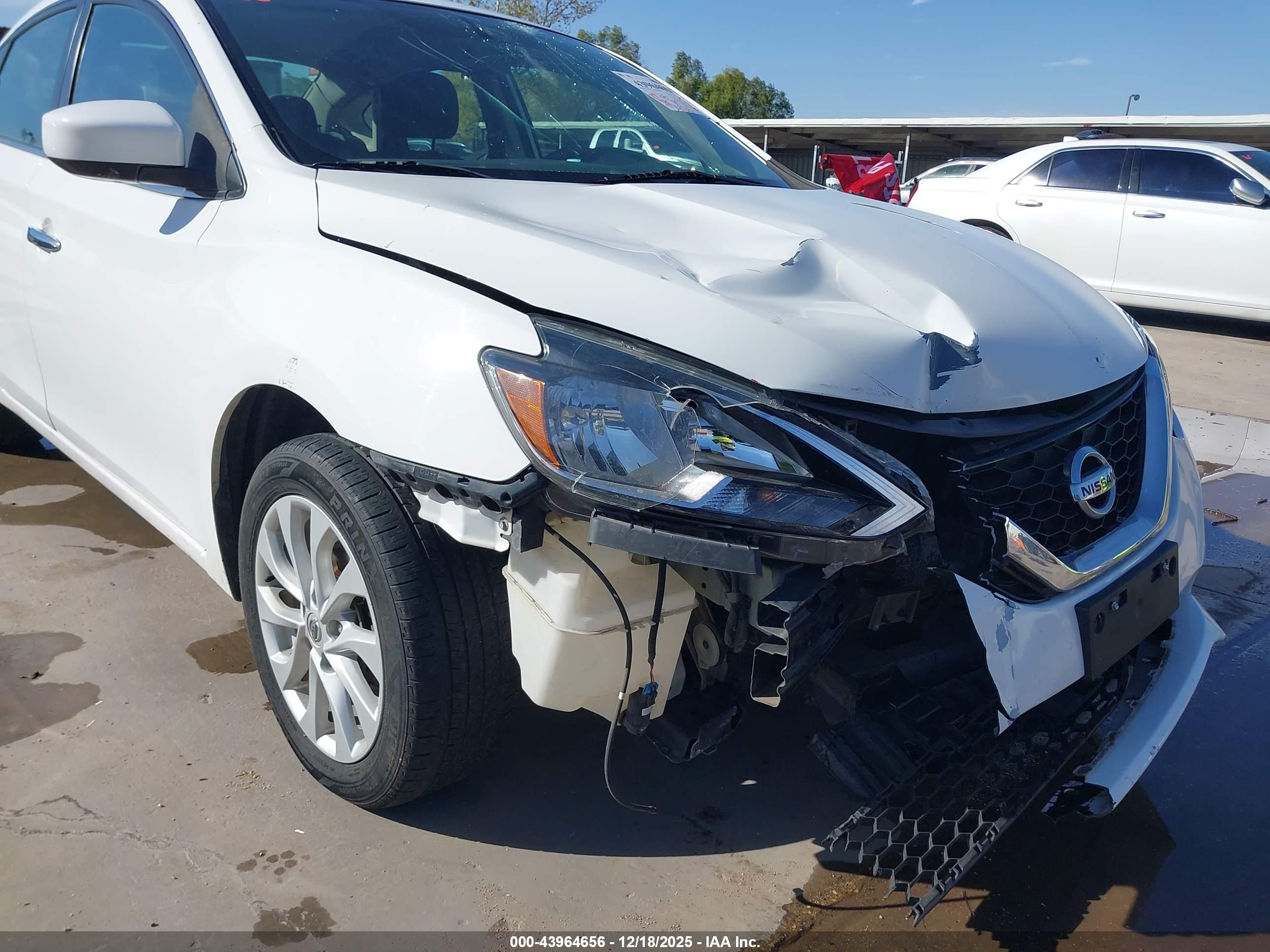 NISSAN SENTRA image 6