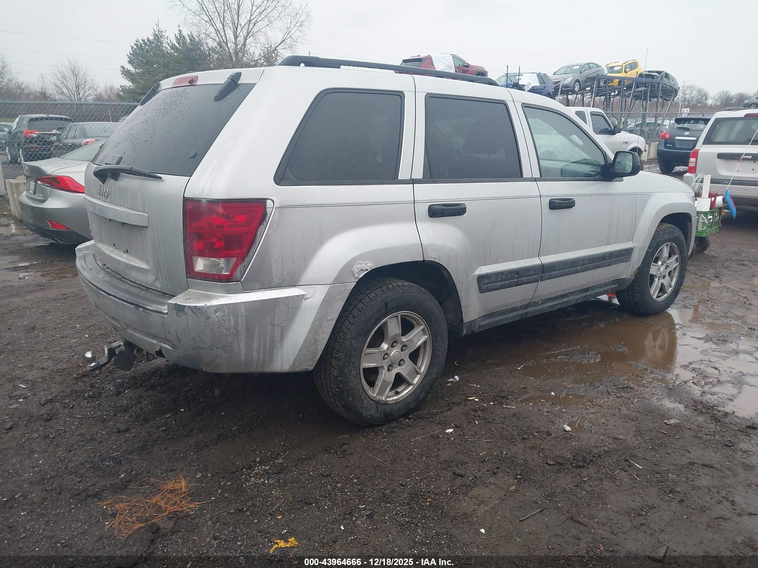 JEEP GRAND image 4