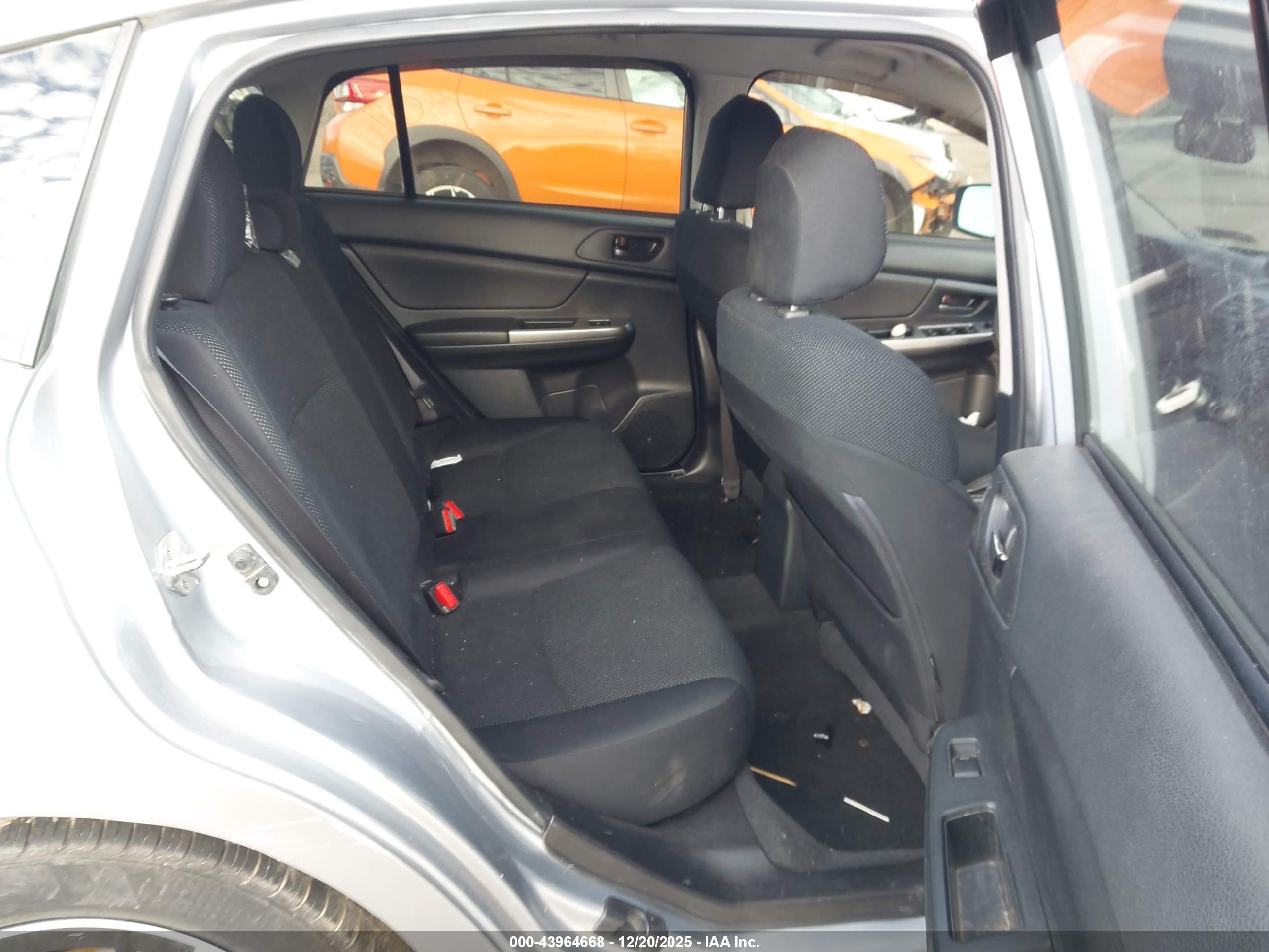 SUBARU IMPREZA image 8