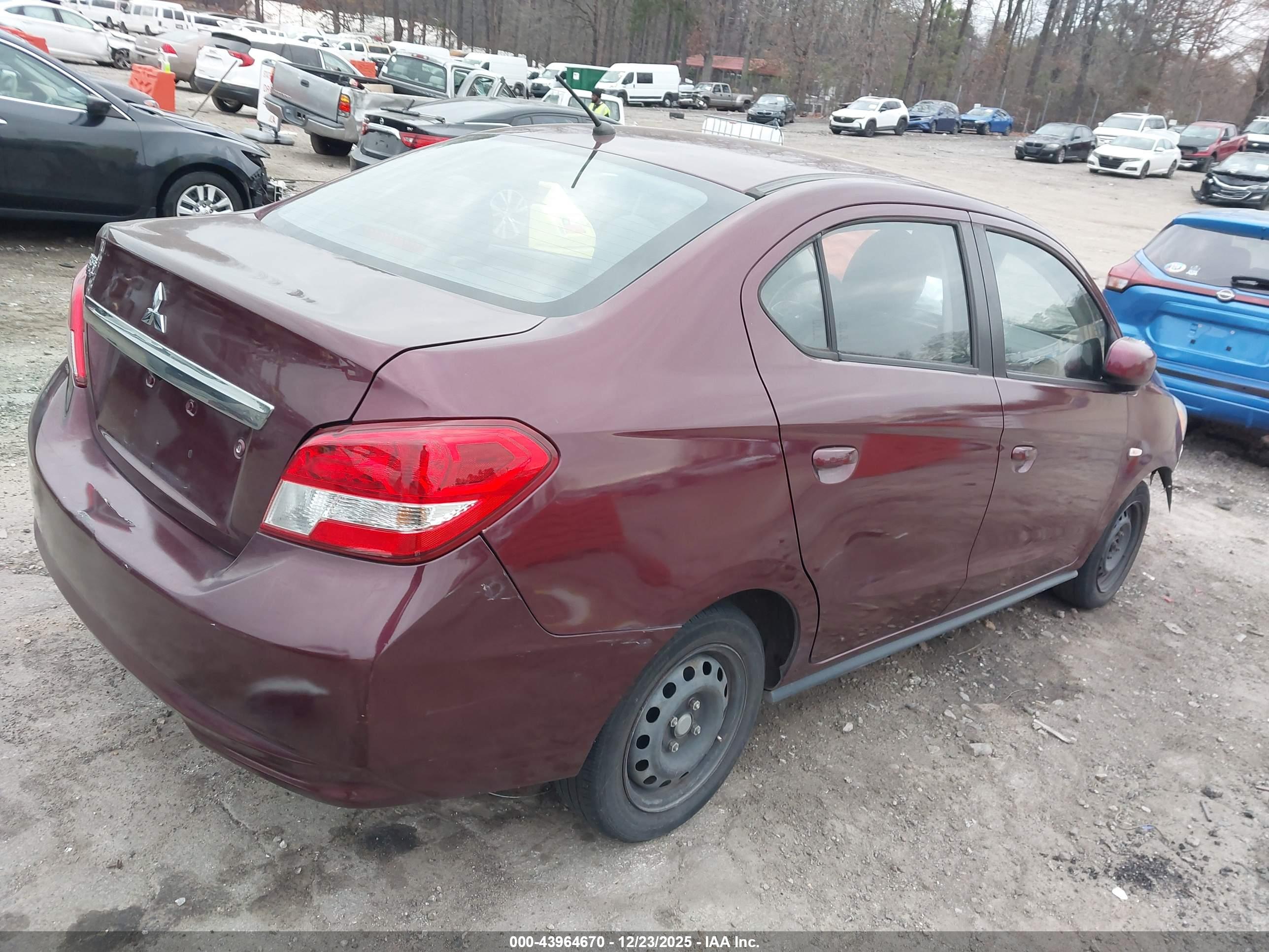 MITSUBISHI MIRAGE image 4