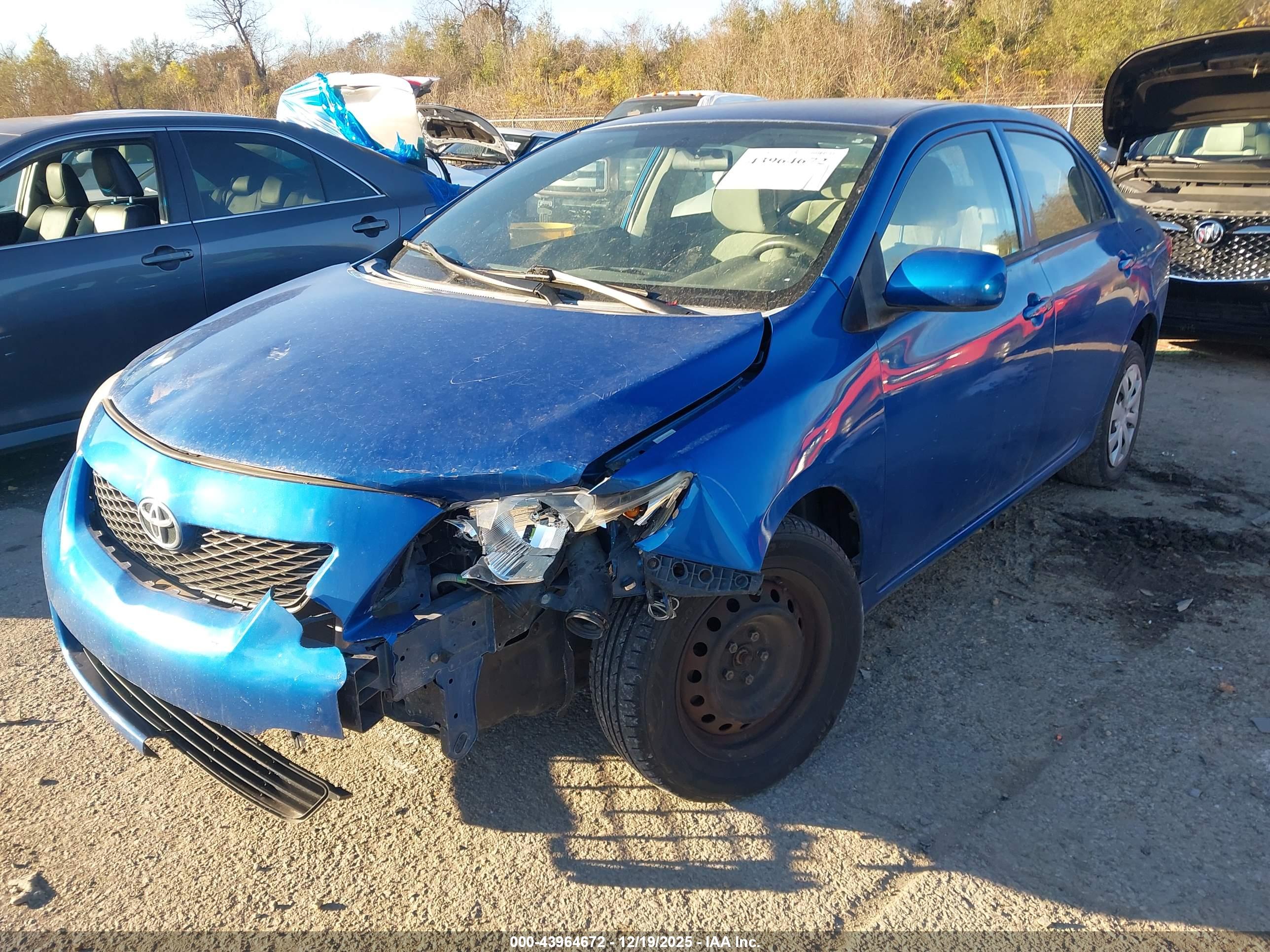TOYOTA COROLLA image 2