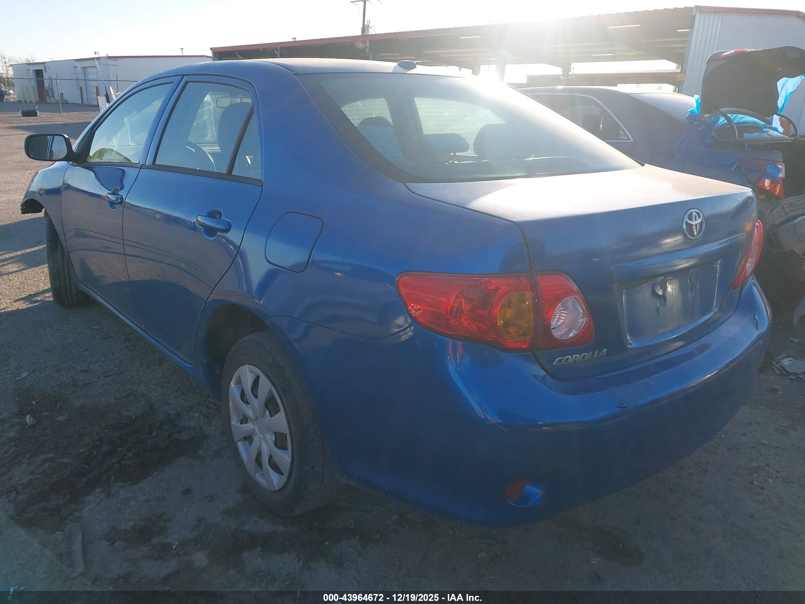 TOYOTA COROLLA image 3