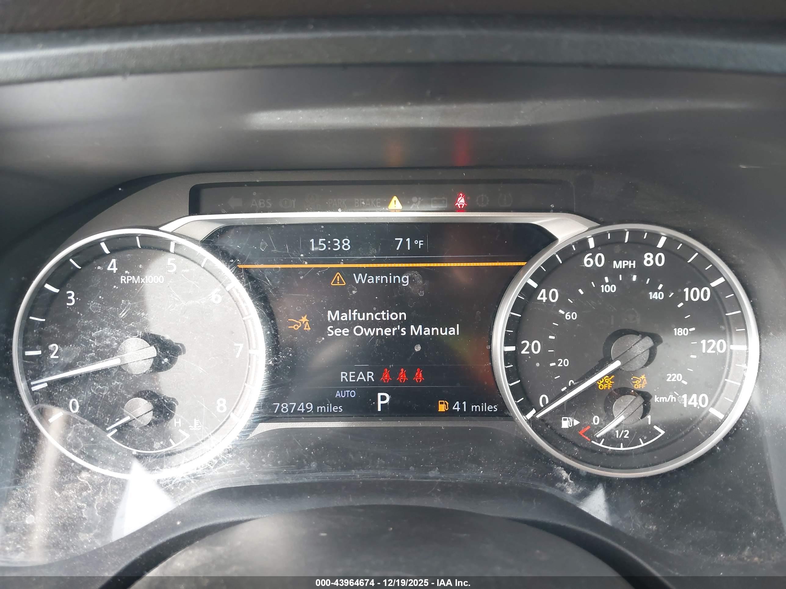 NISSAN ROGUE image 7