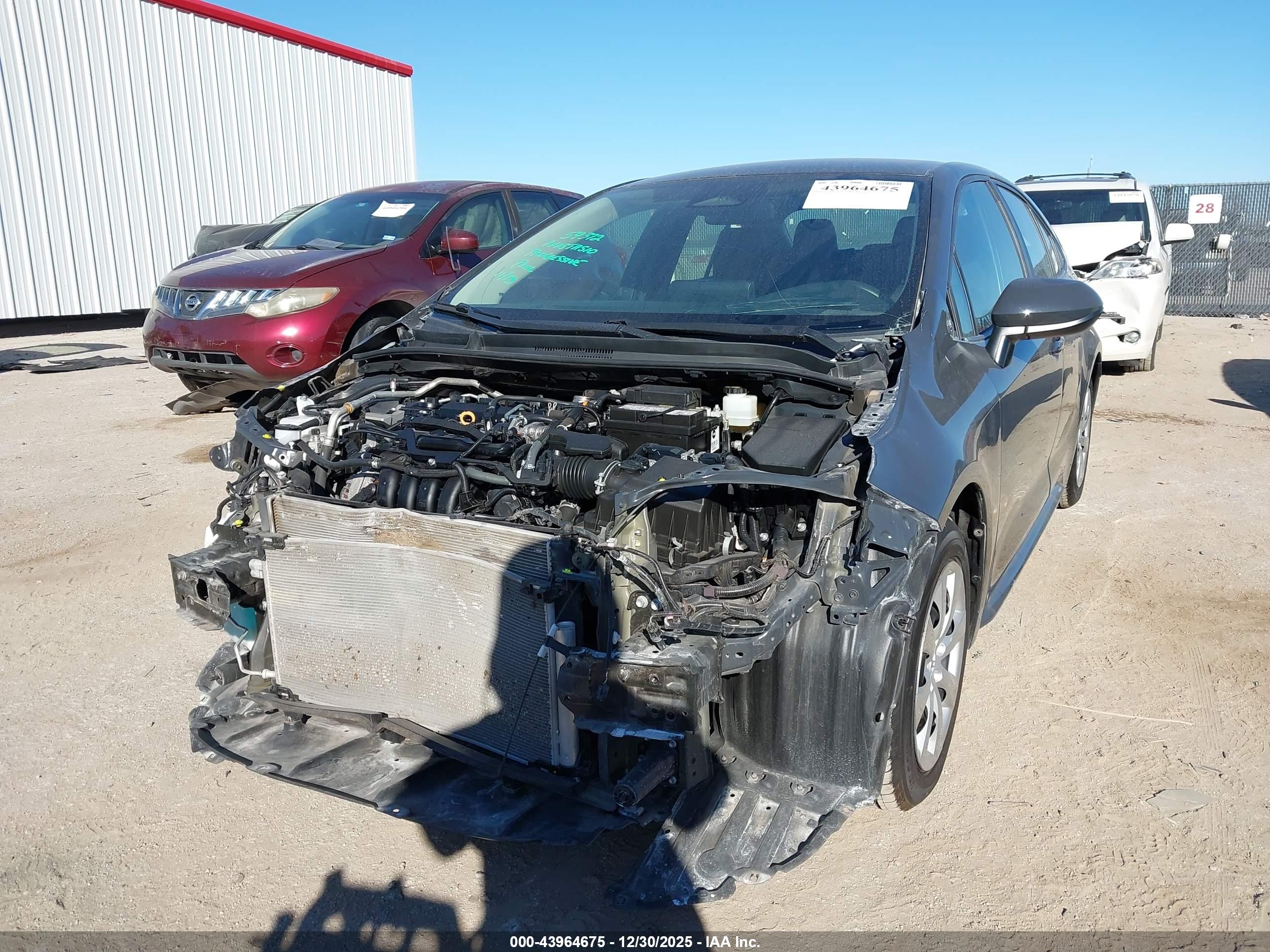 TOYOTA COROLLA image 2