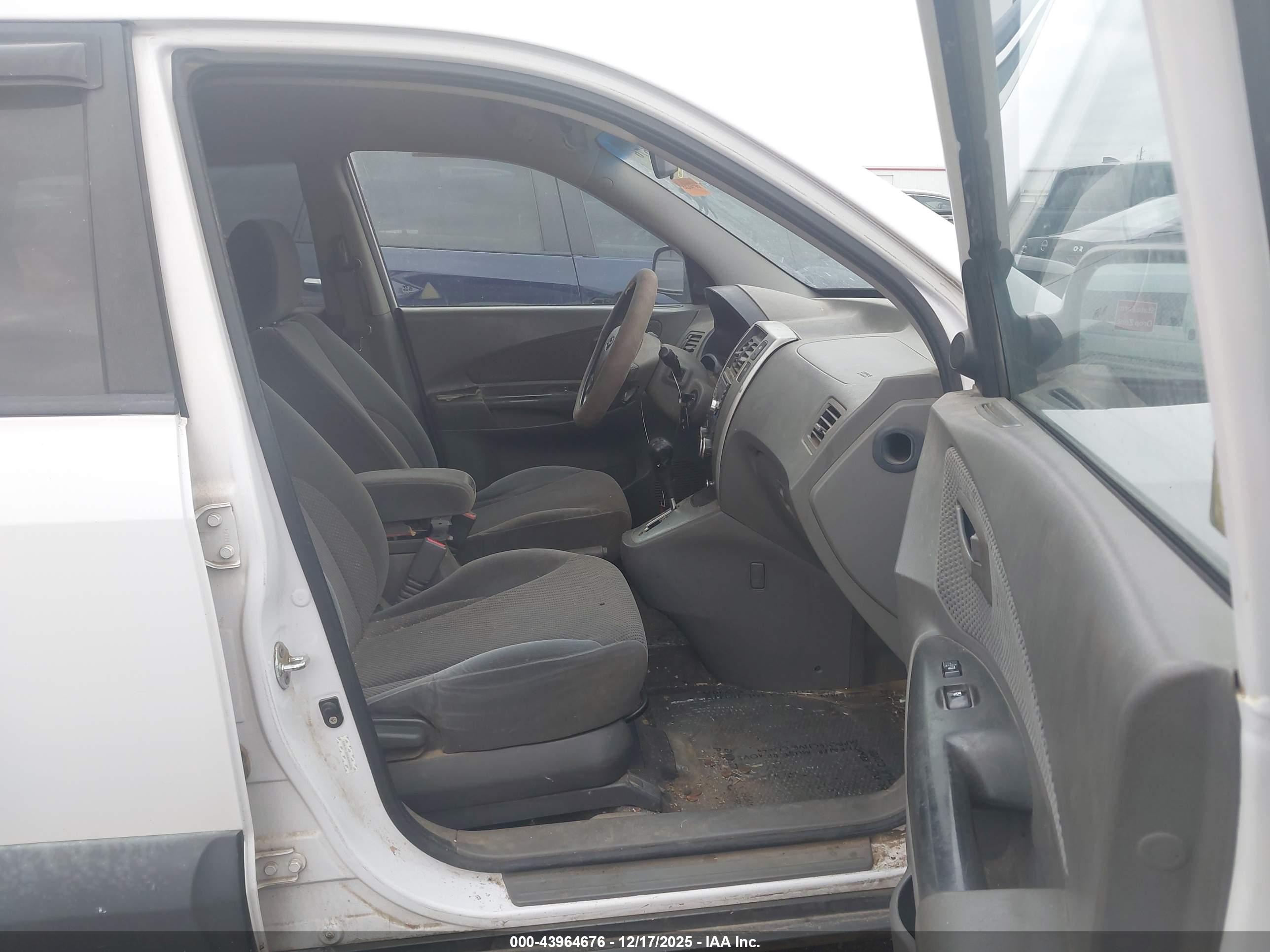 HYUNDAI TUCSON image 5