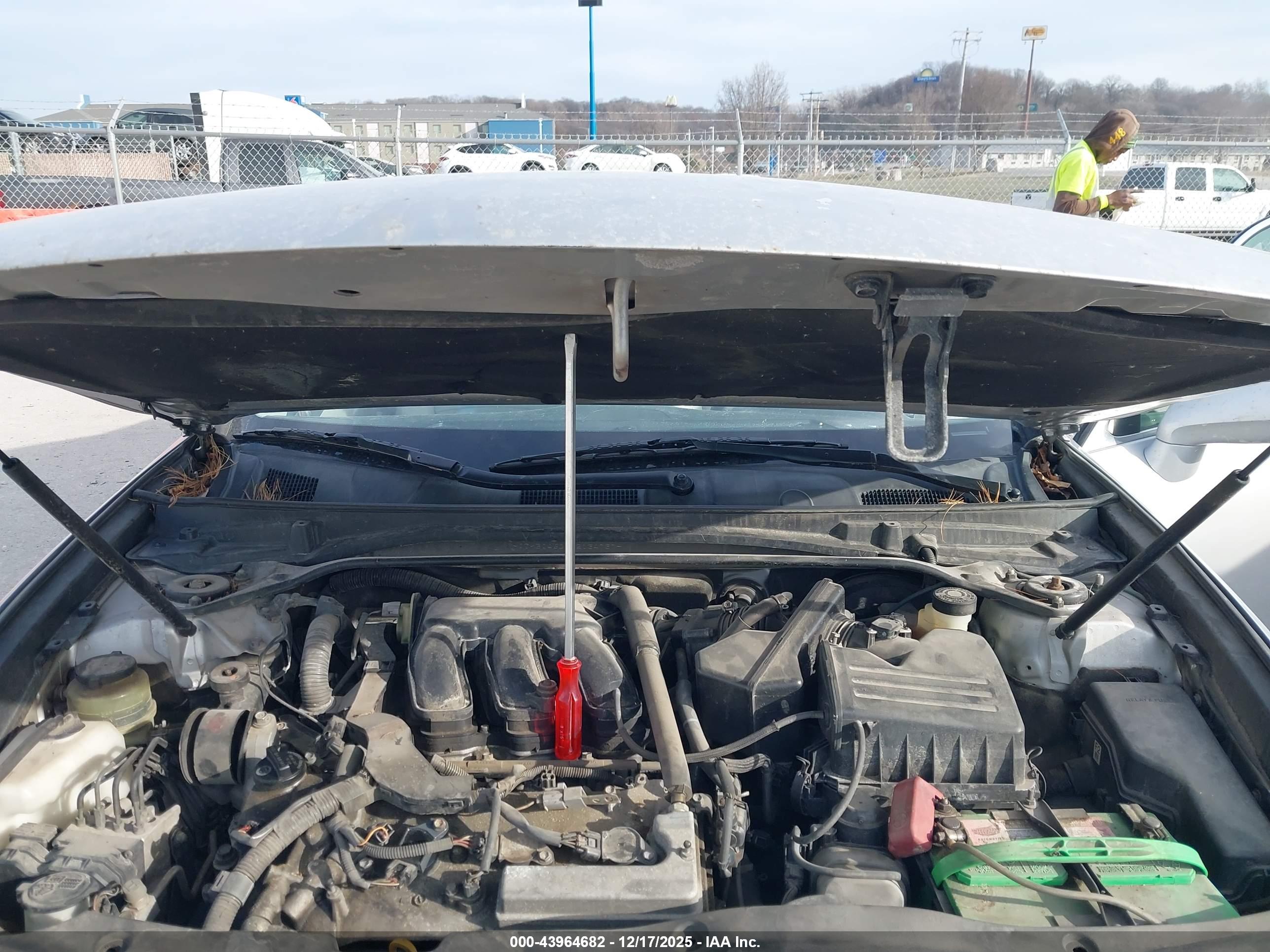 LEXUS ES image 10