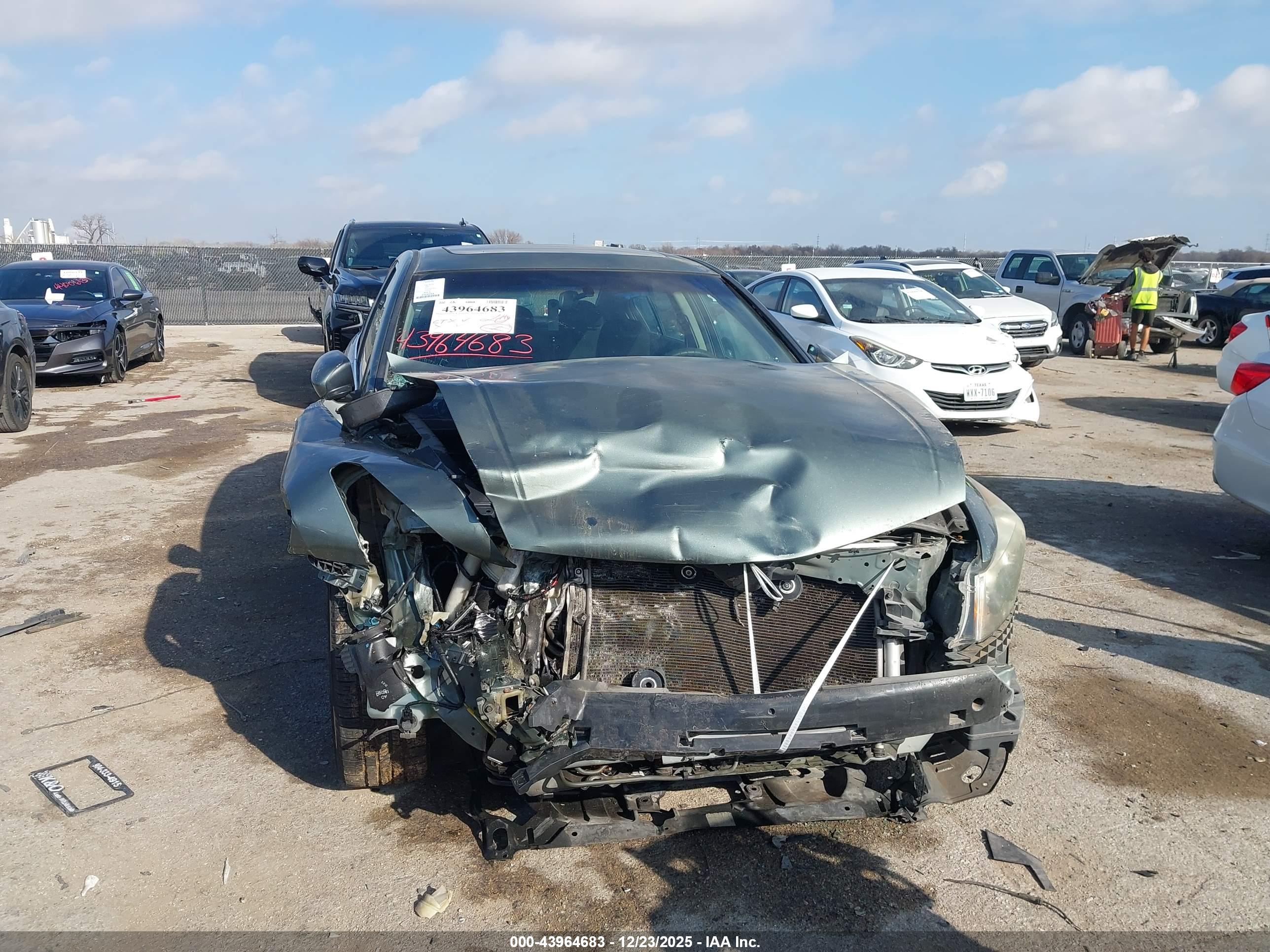 HONDA ACCORD image 6