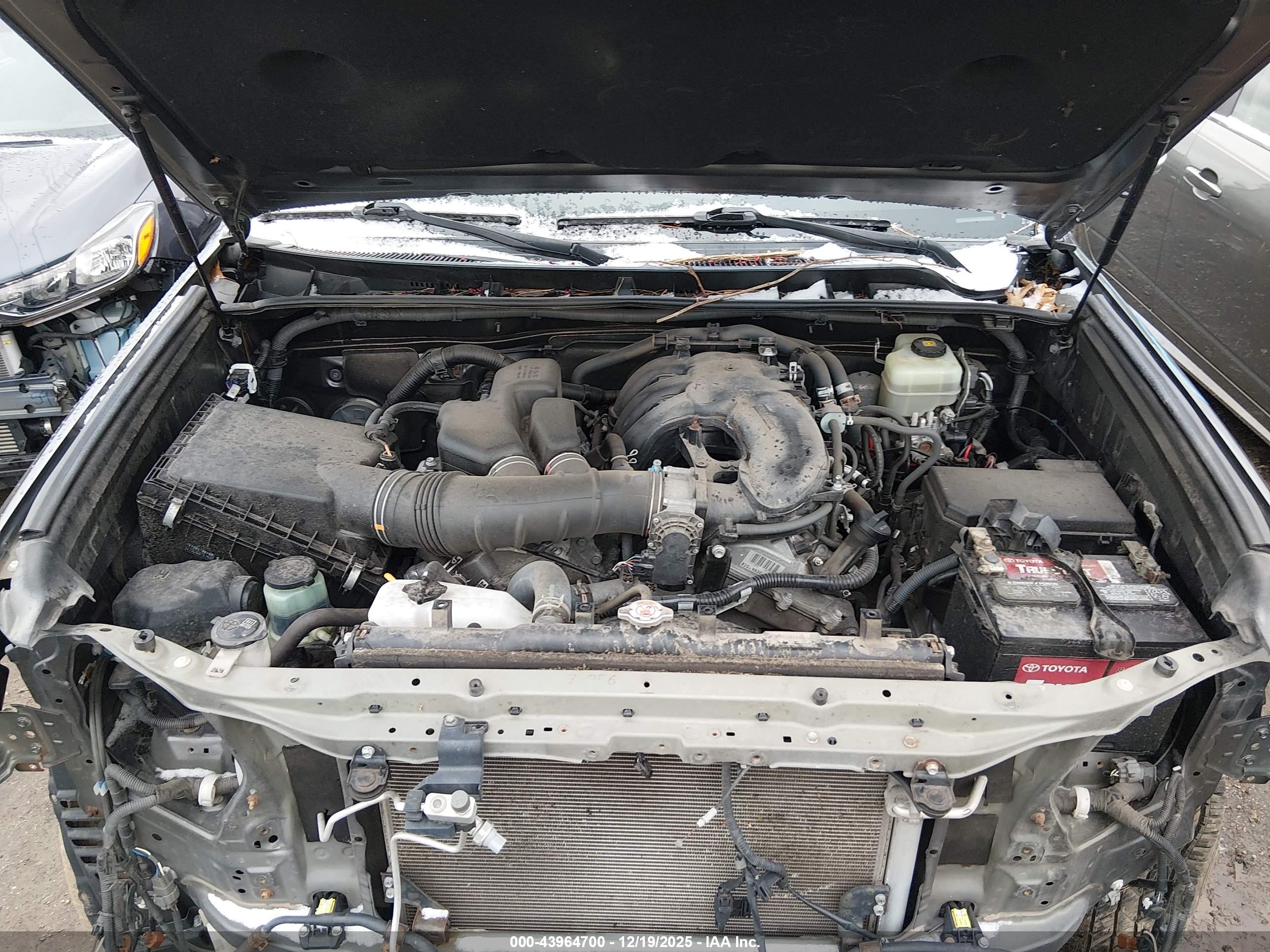 TOYOTA 4RUNNER image 10