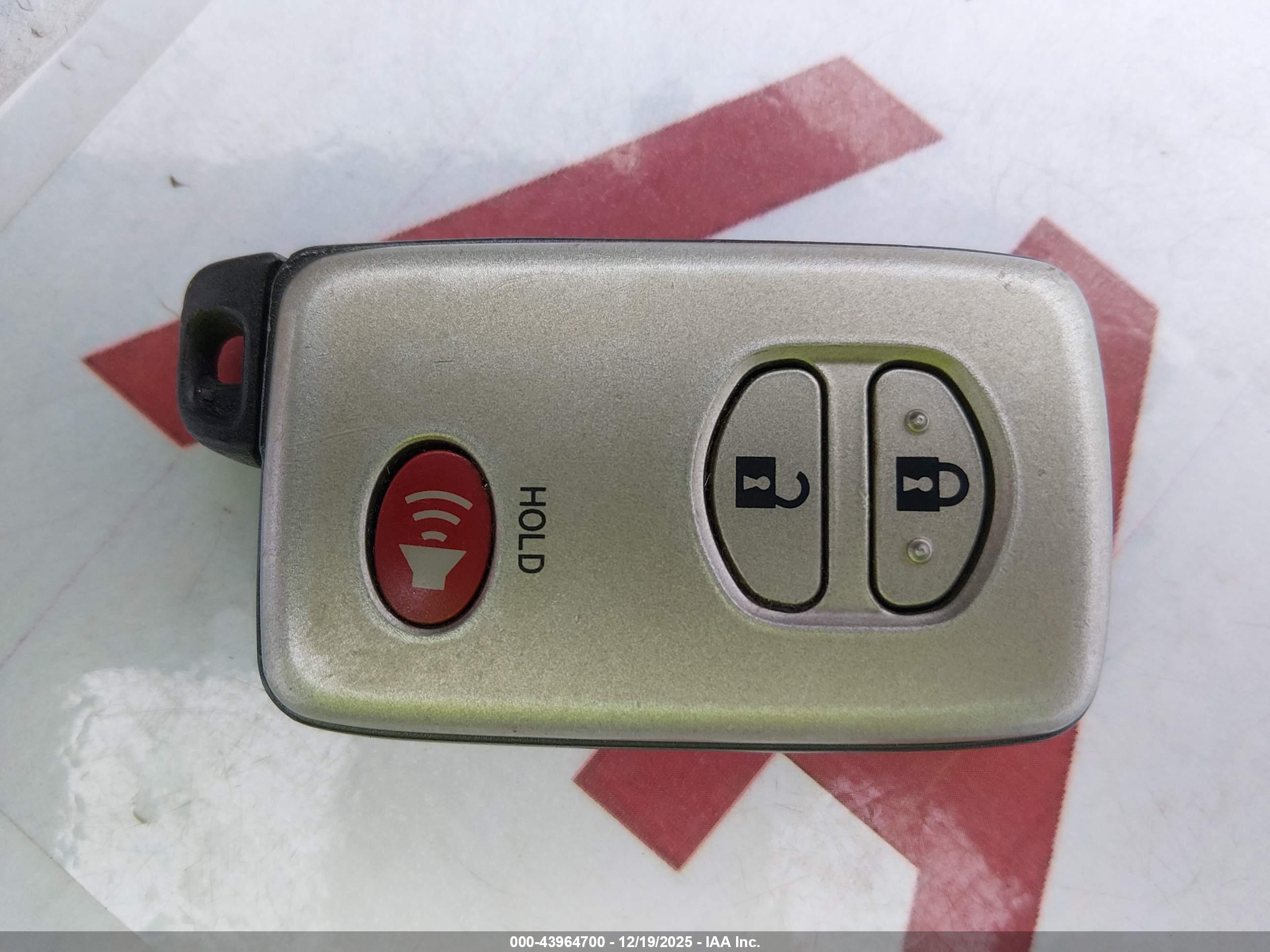 TOYOTA 4RUNNER image 11