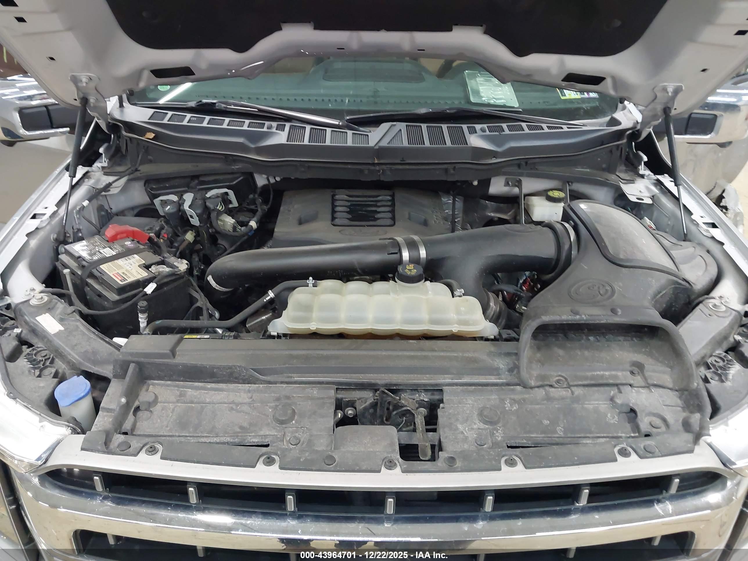 FORD F-150 image 10