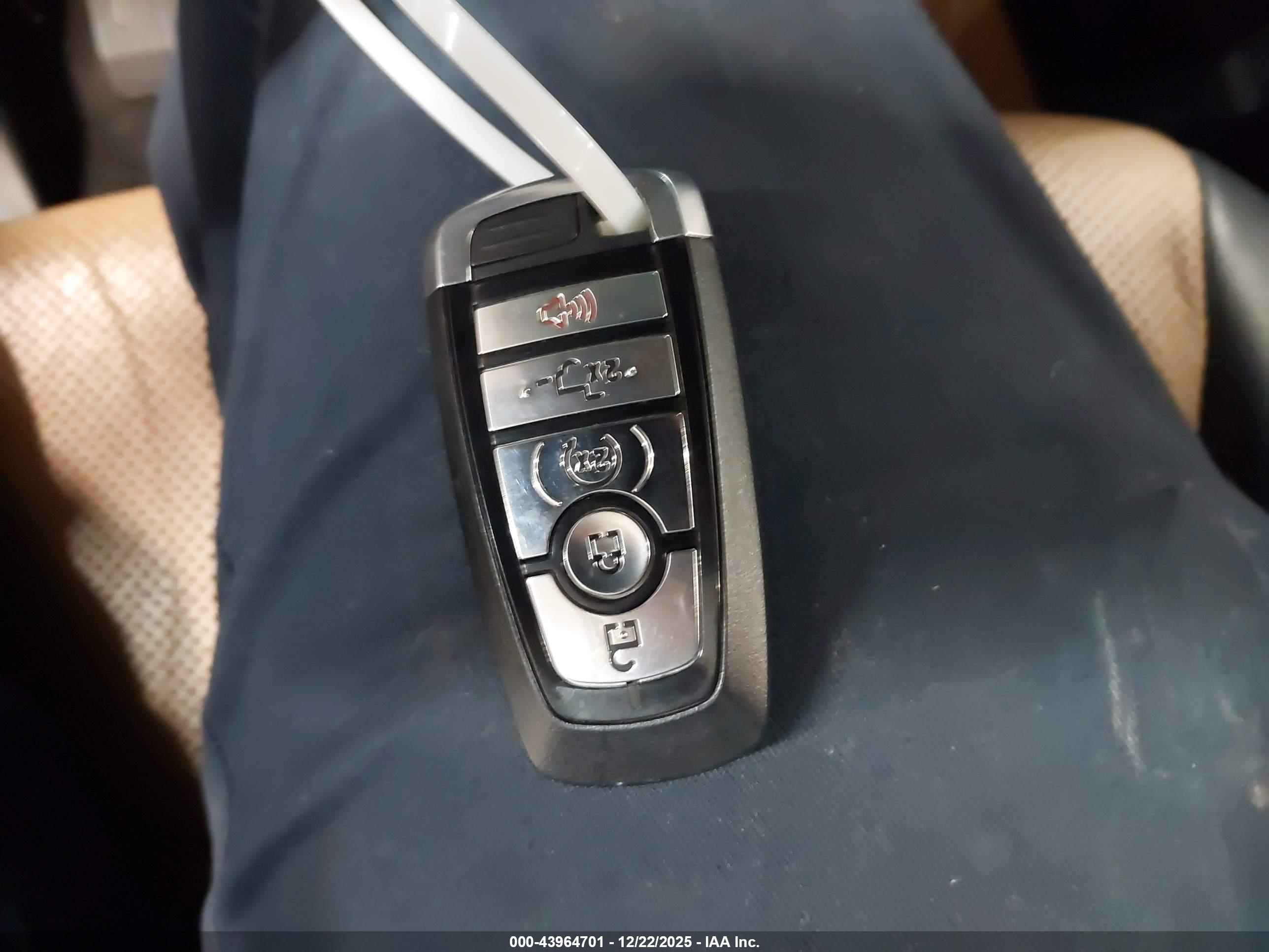 FORD F-150 image 11