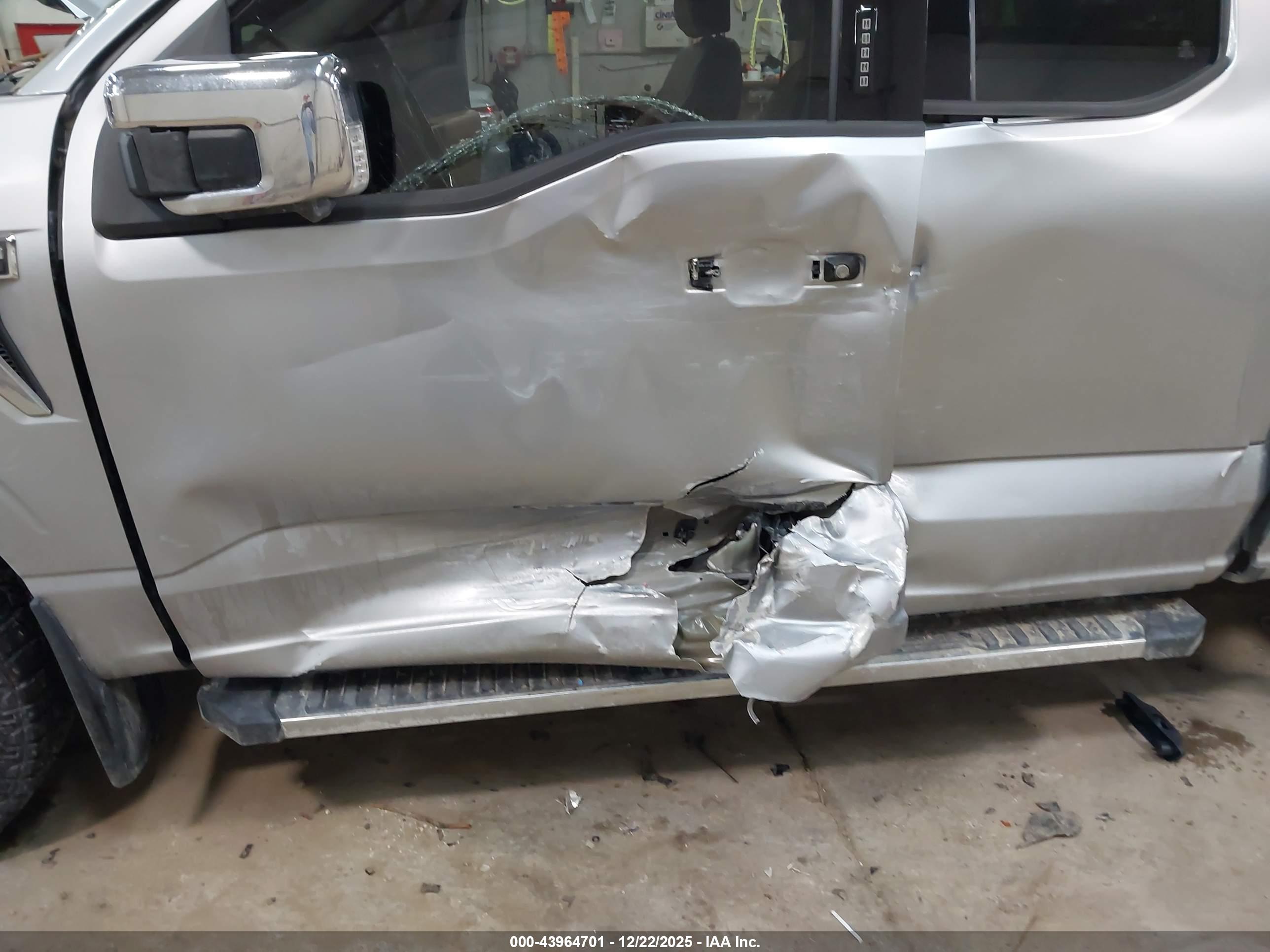 FORD F-150 image 6