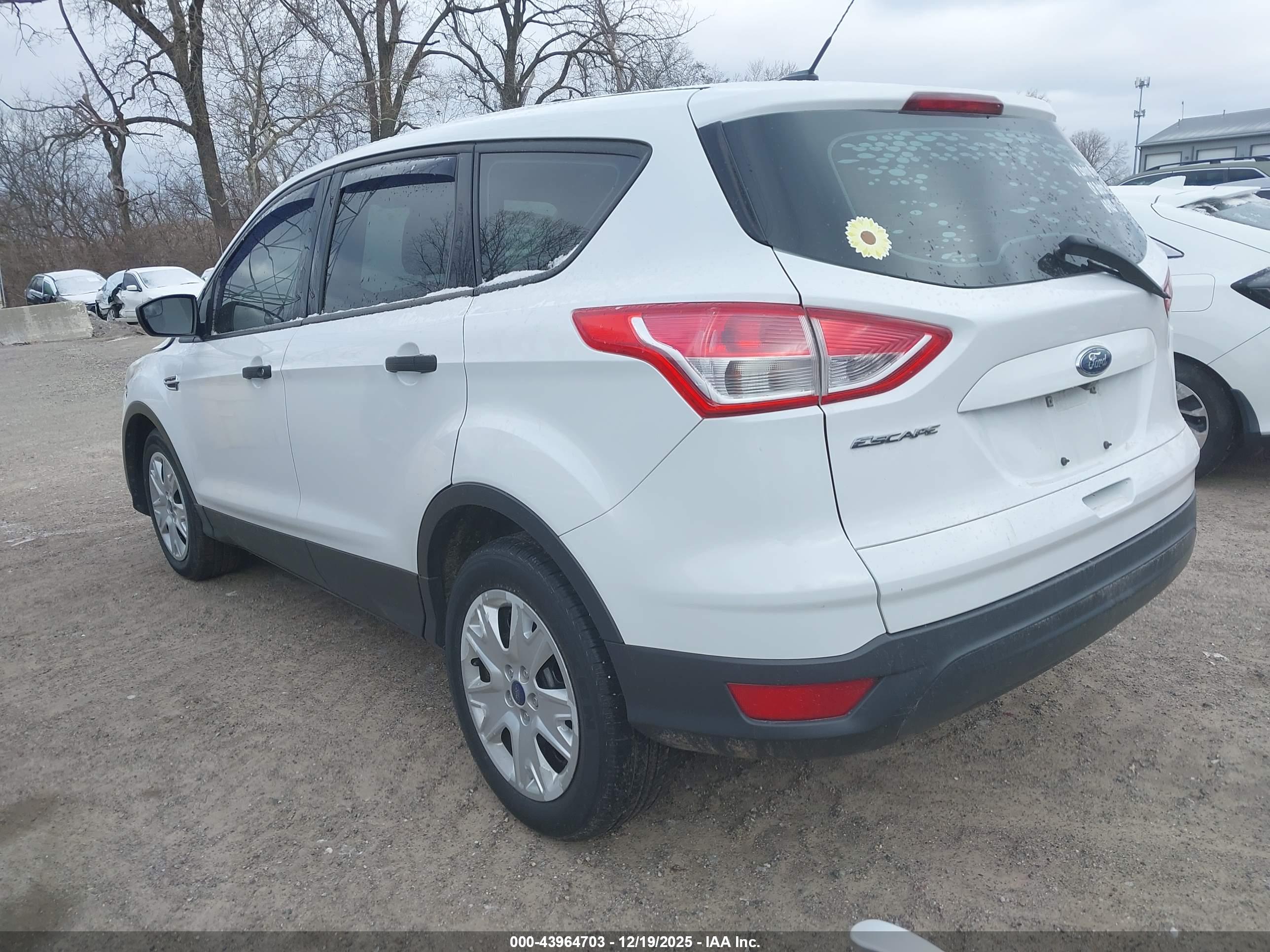FORD ESCAPE image 3