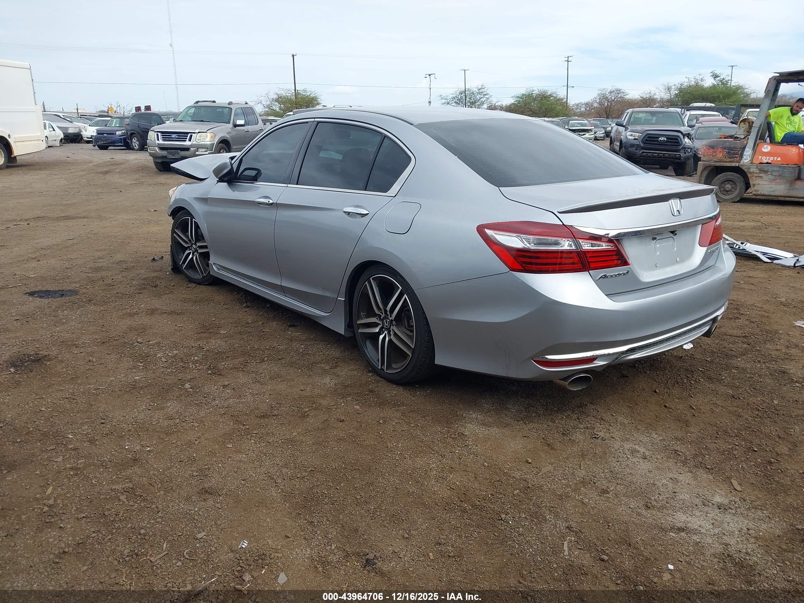 HONDA ACCORD image 3