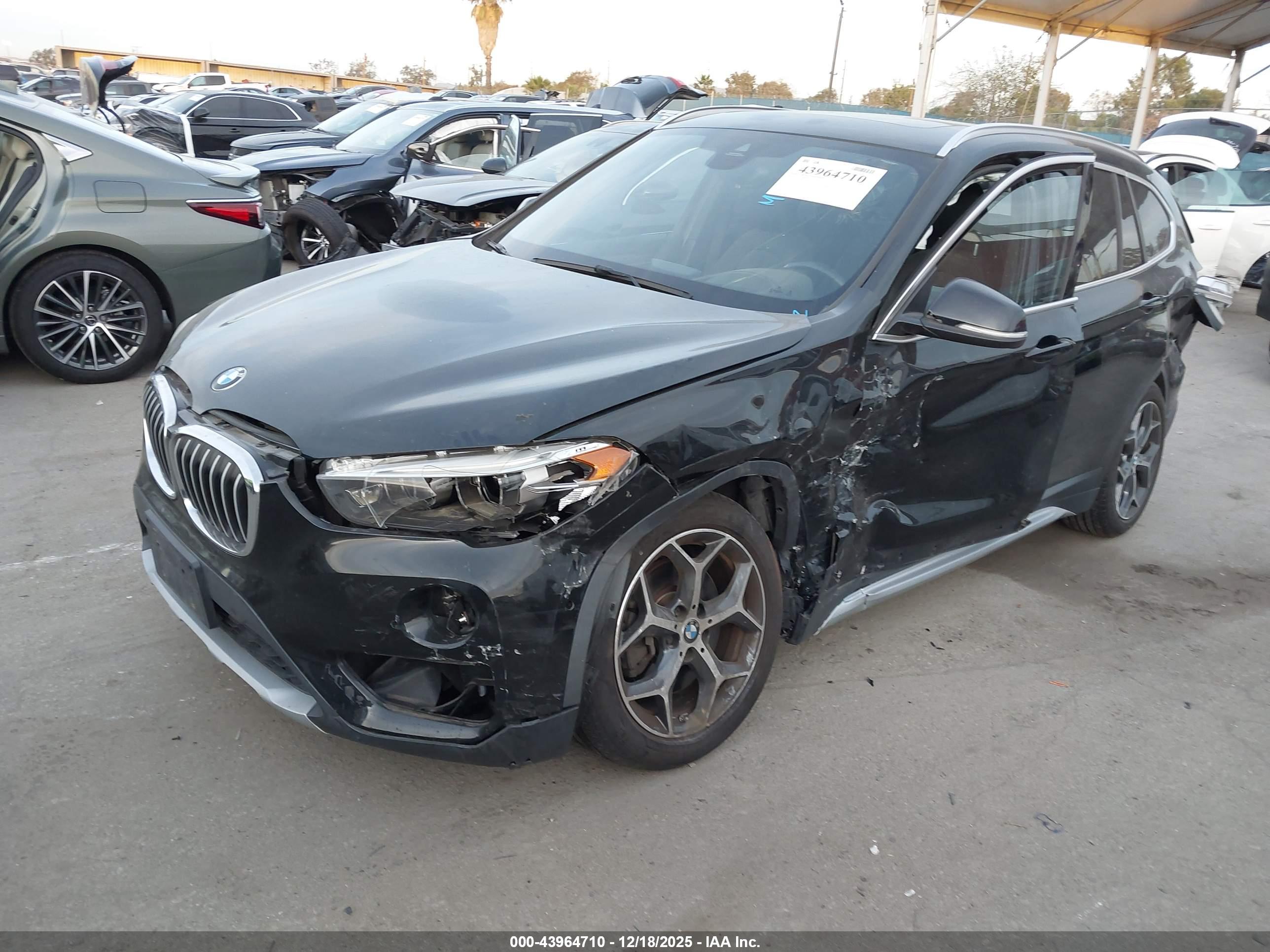 BMW X1 image 2