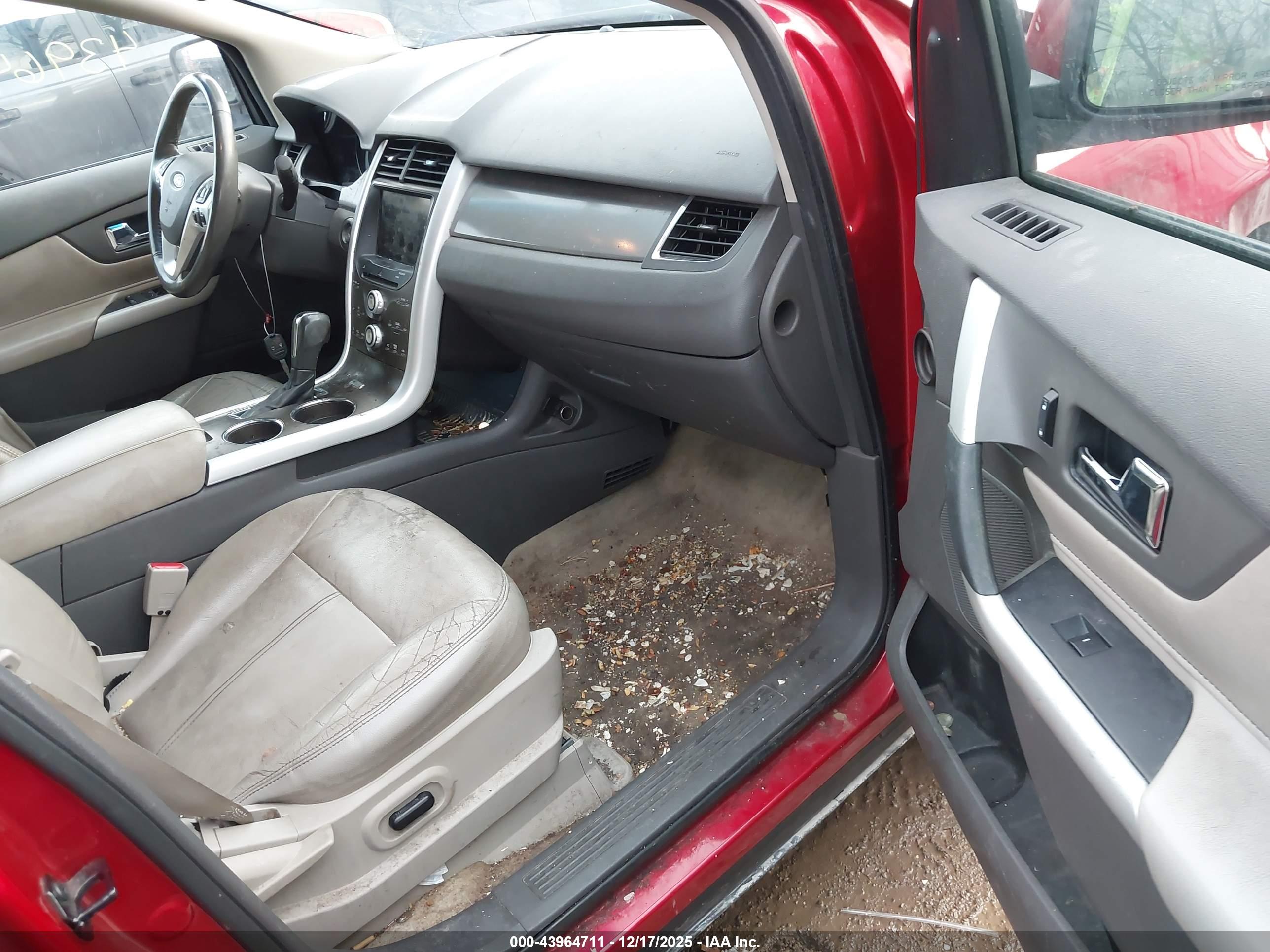 FORD EDGE image 5