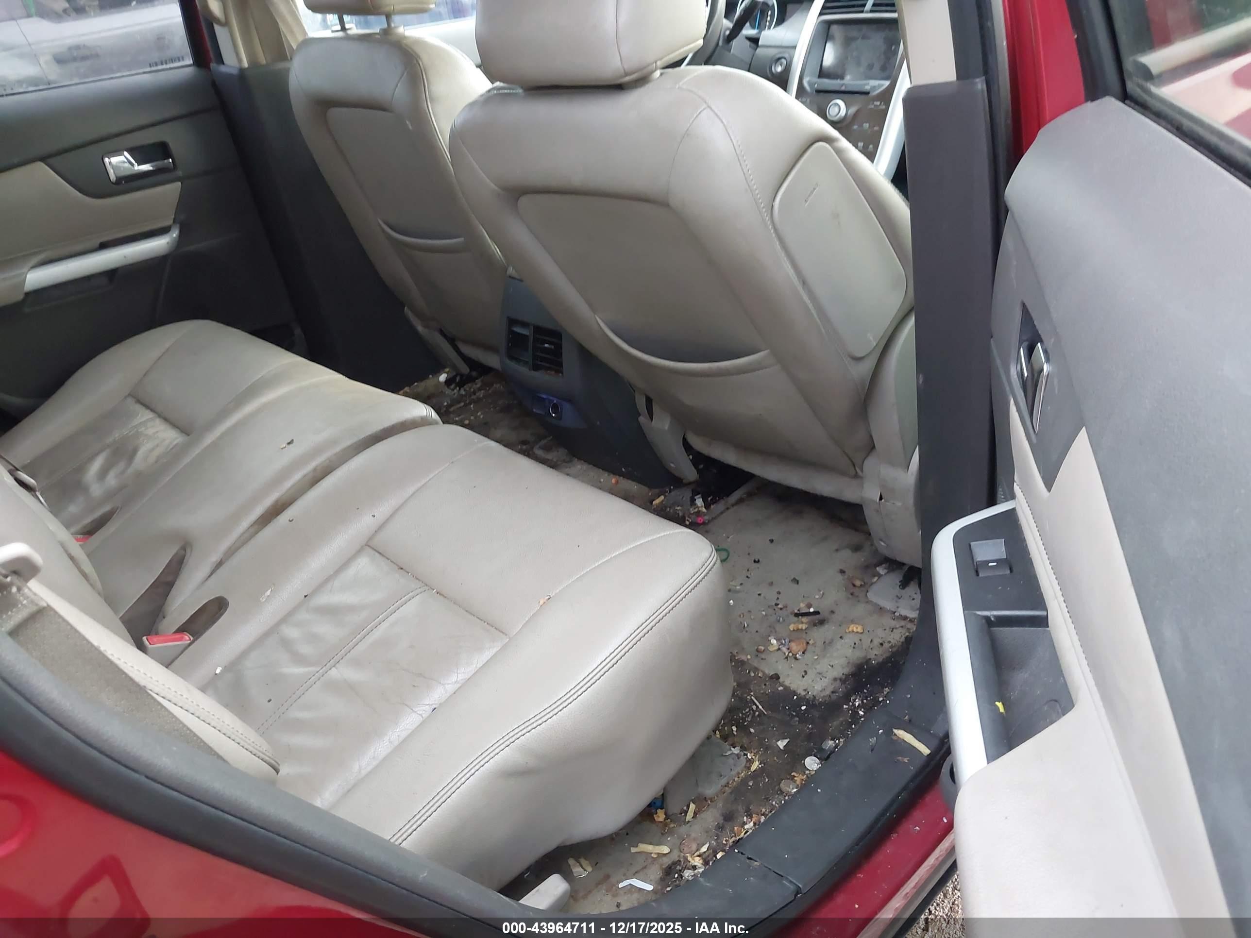 FORD EDGE image 8