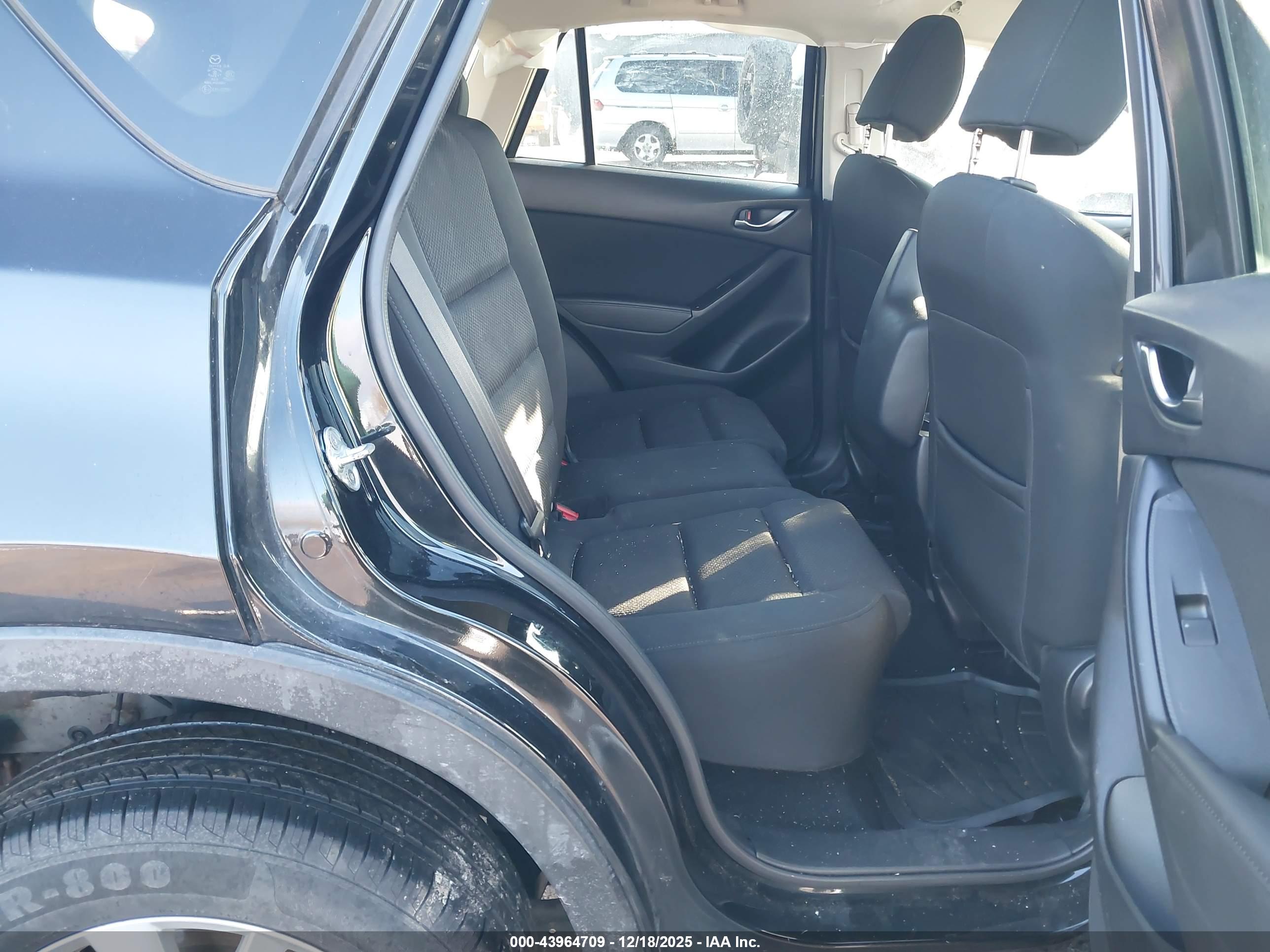 MAZDA CX-5 image 8