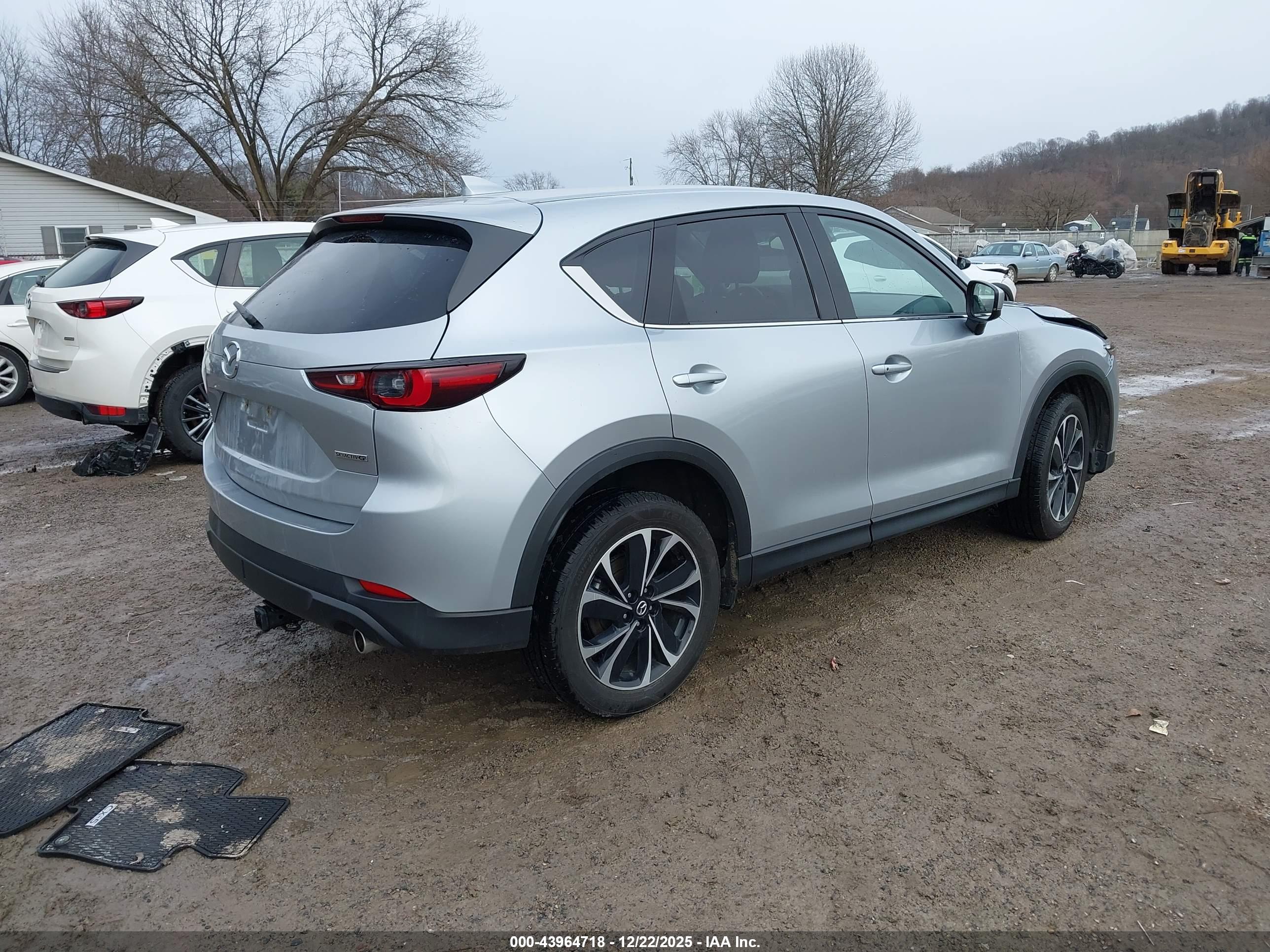 MAZDA CX-5 image 4