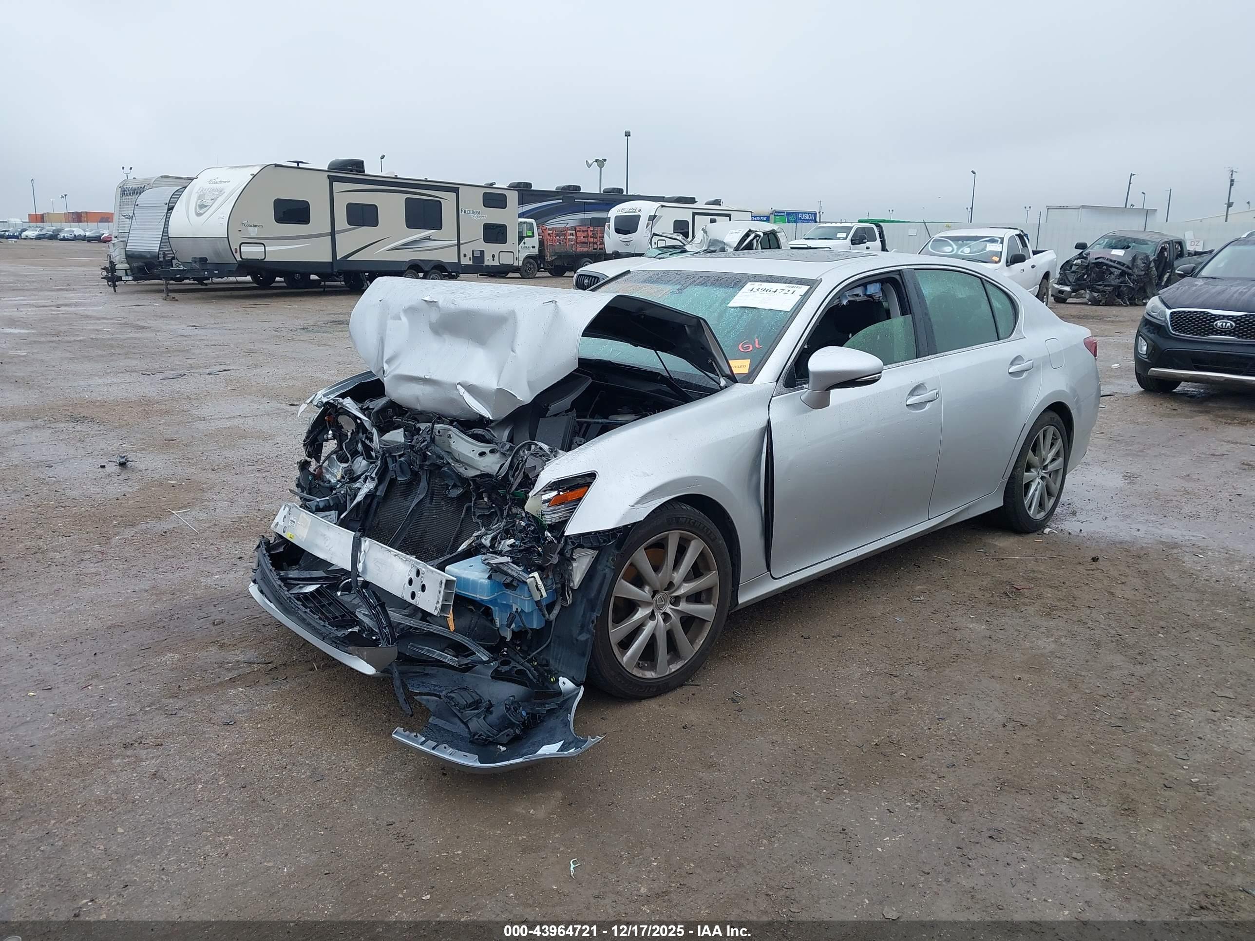 LEXUS GS image 2