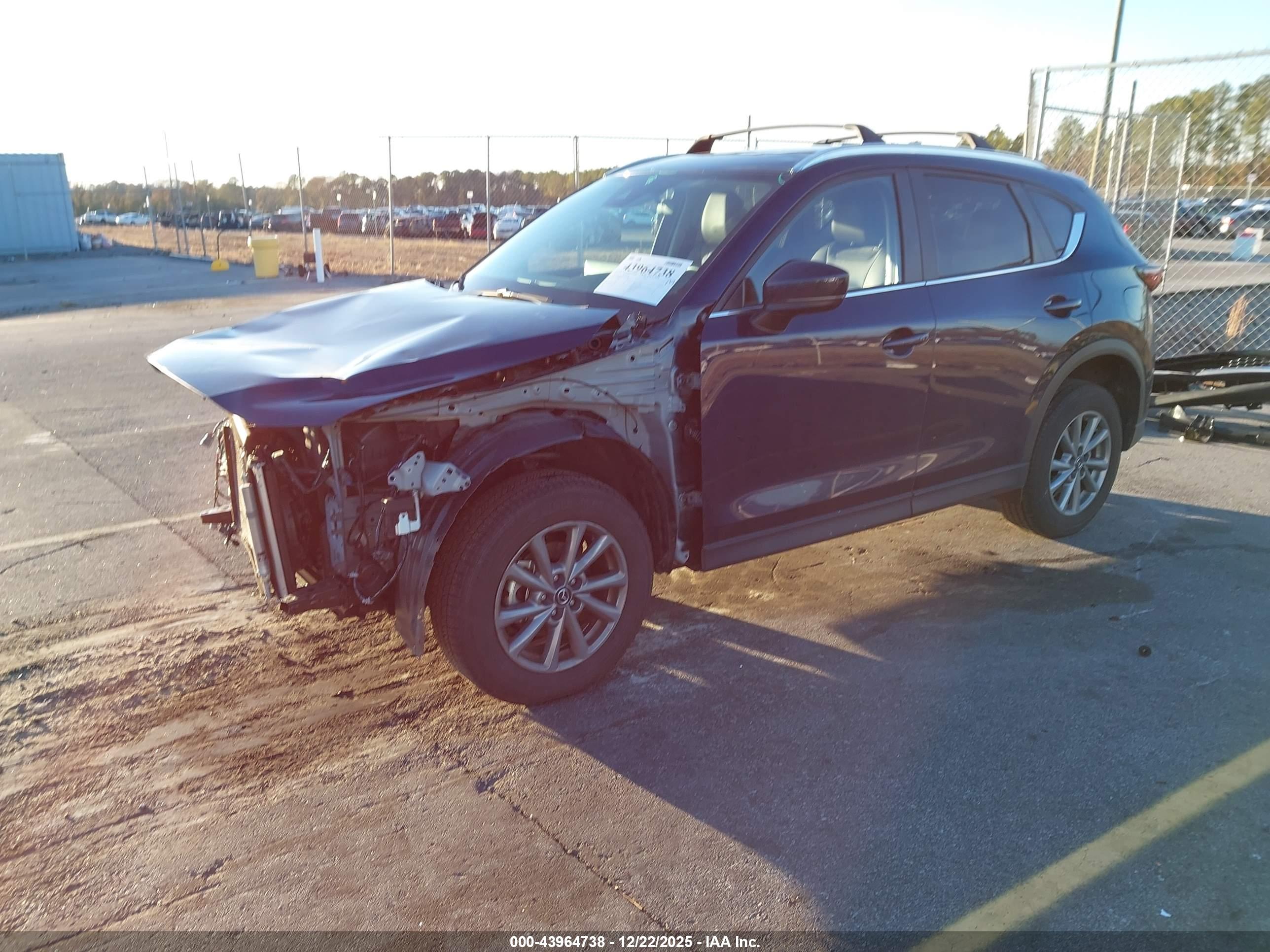 MAZDA CX-5 image 2