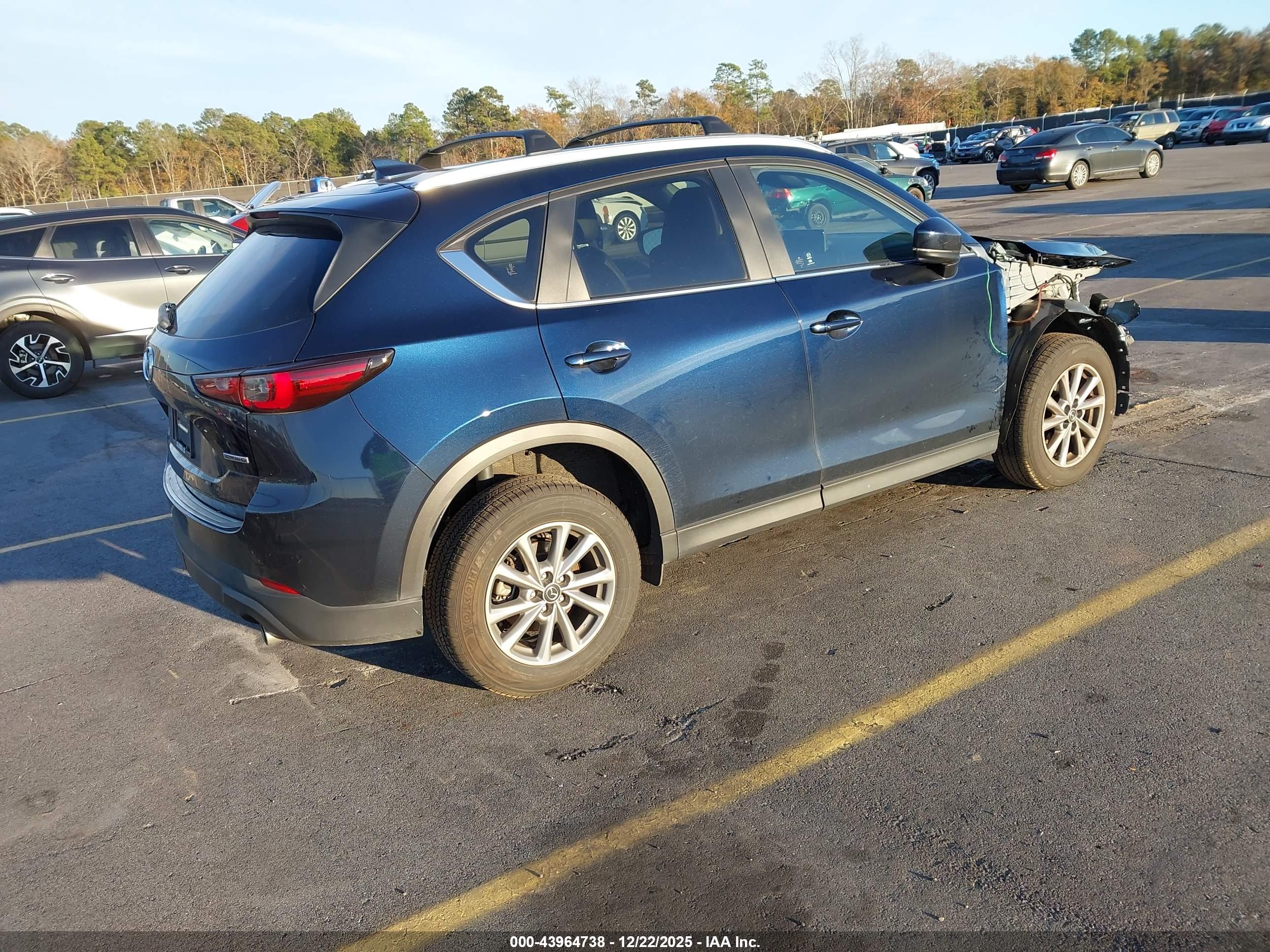 MAZDA CX-5 image 4