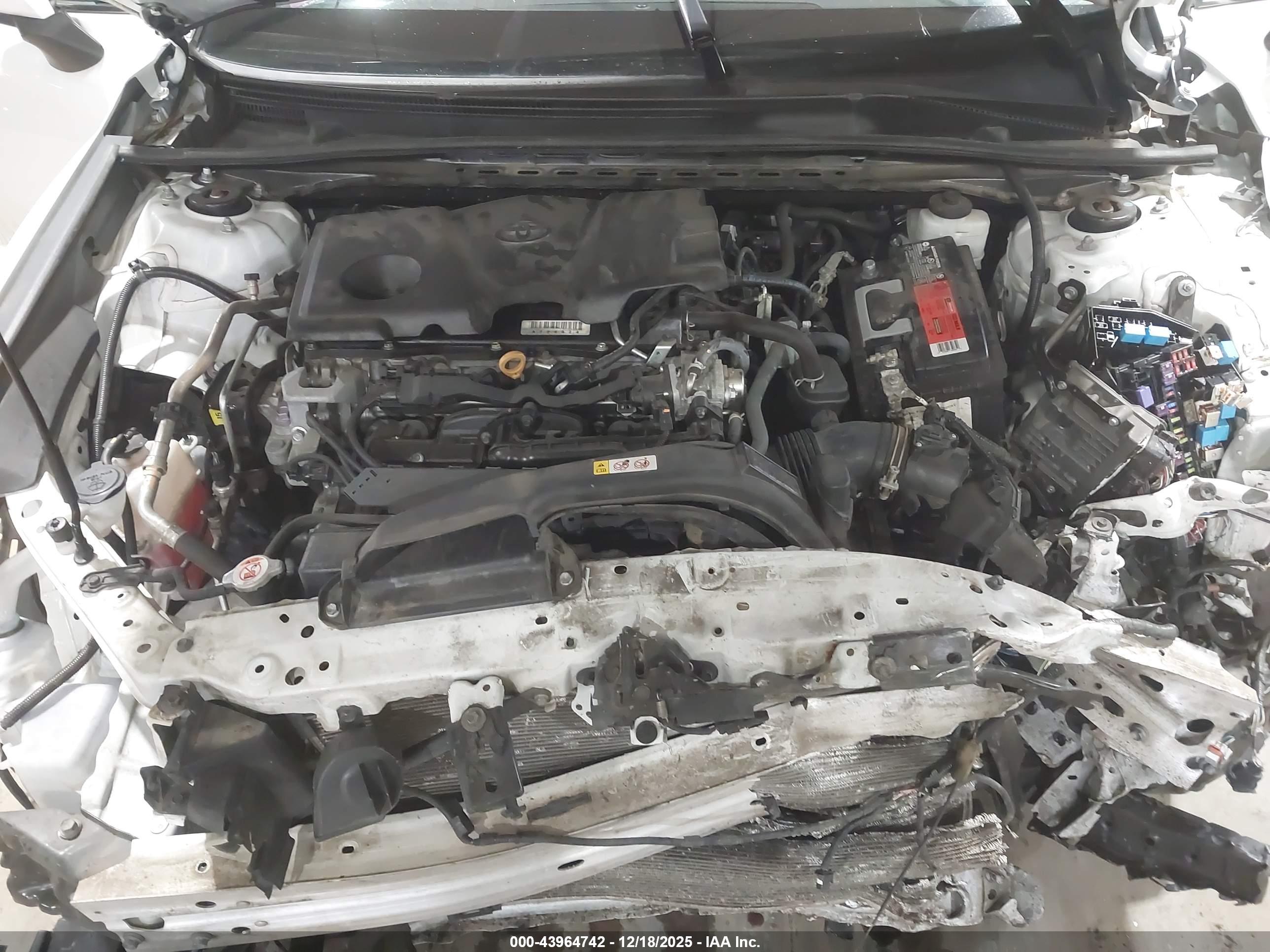TOYOTA CAMRY image 10